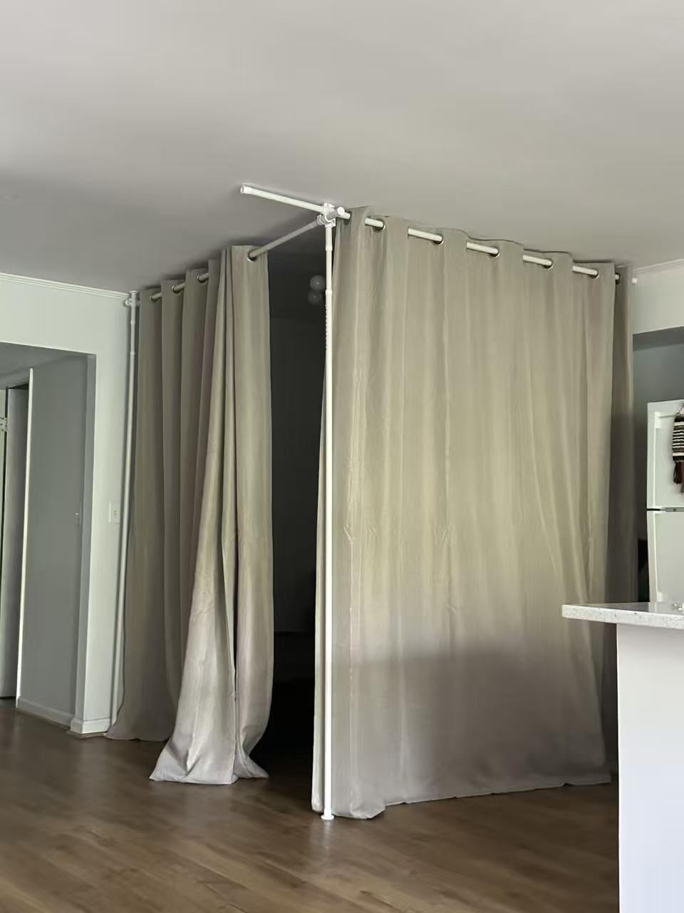 Room Divider for Room Separation, 4-10ft(H) 28-140inch(W) Adjustable Temporary Privacy Wall Divider, Tension Curtain Rods No Drilling, Heavy Duty Partition Space Separator Freestanding, Black customer photo 1