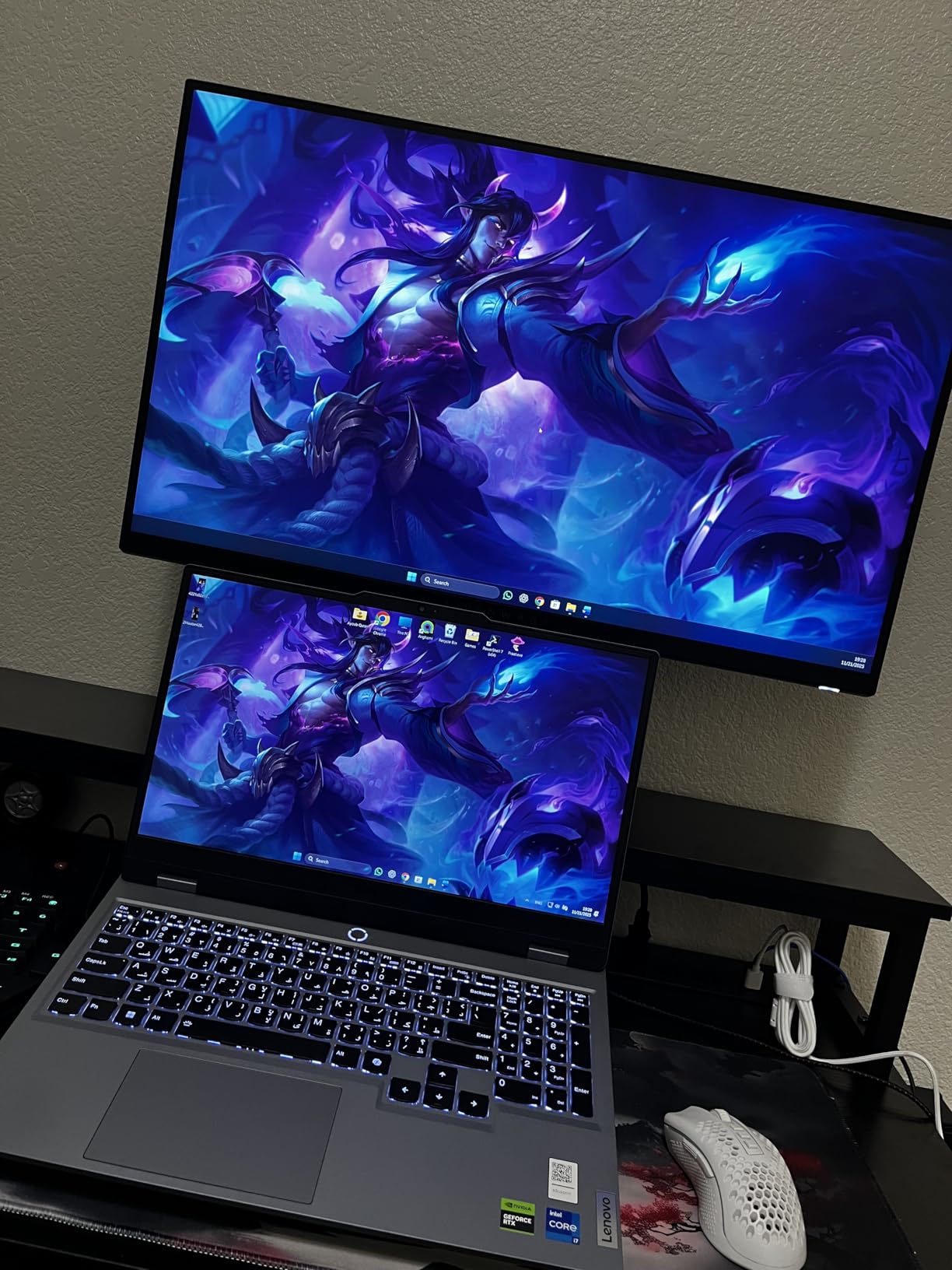 Alienware 27 Gaming Monitor - AW2725DM - 27-inch QHD 180Hz 1ms Display, IPS, NVIDIA G-SYNC, AMD Freesync, VESA AdaptiveSync. customer photo 2
