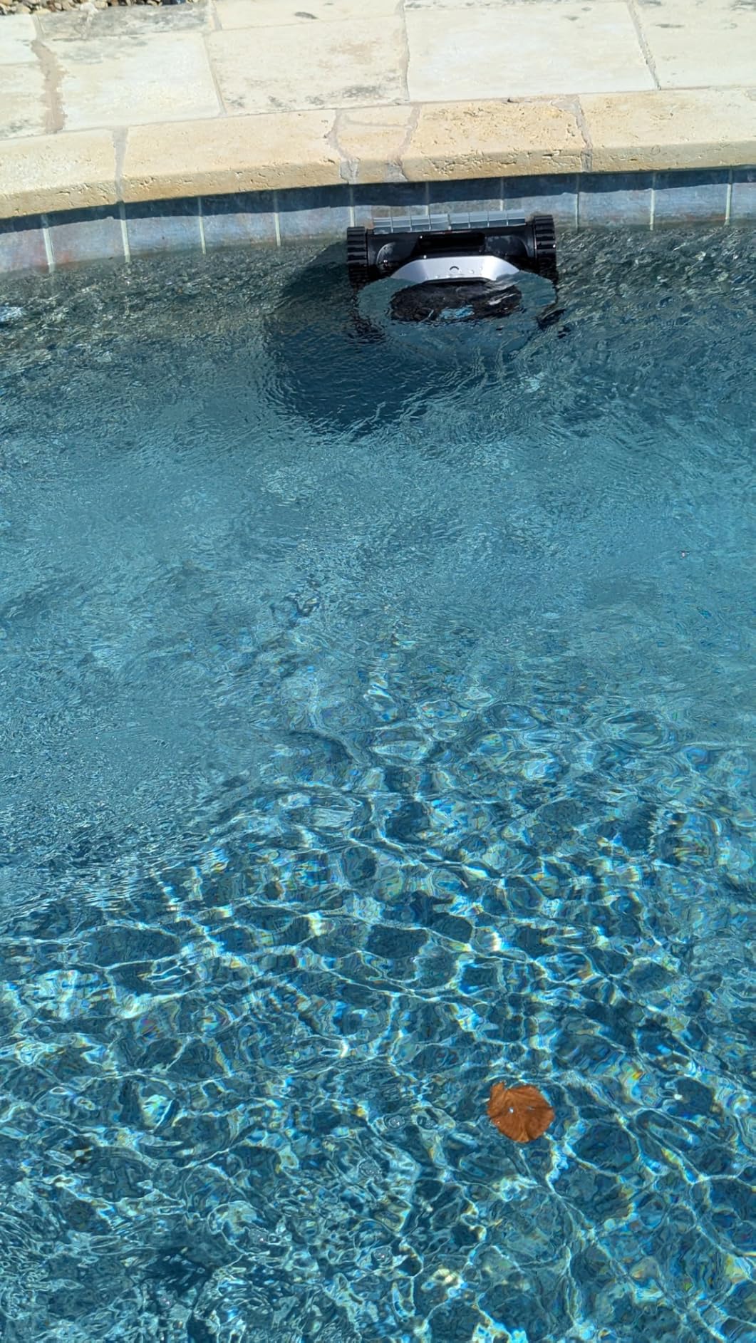 DREAME Z1 Cordless Robotic Pool Cleaner, 8000 GPH Suction, Floor & Wall & Waterline Cleaning, Automatic Pool Vacuum for Above & In-Ground Pools, 180+ Minutes Runtime customer photo 1