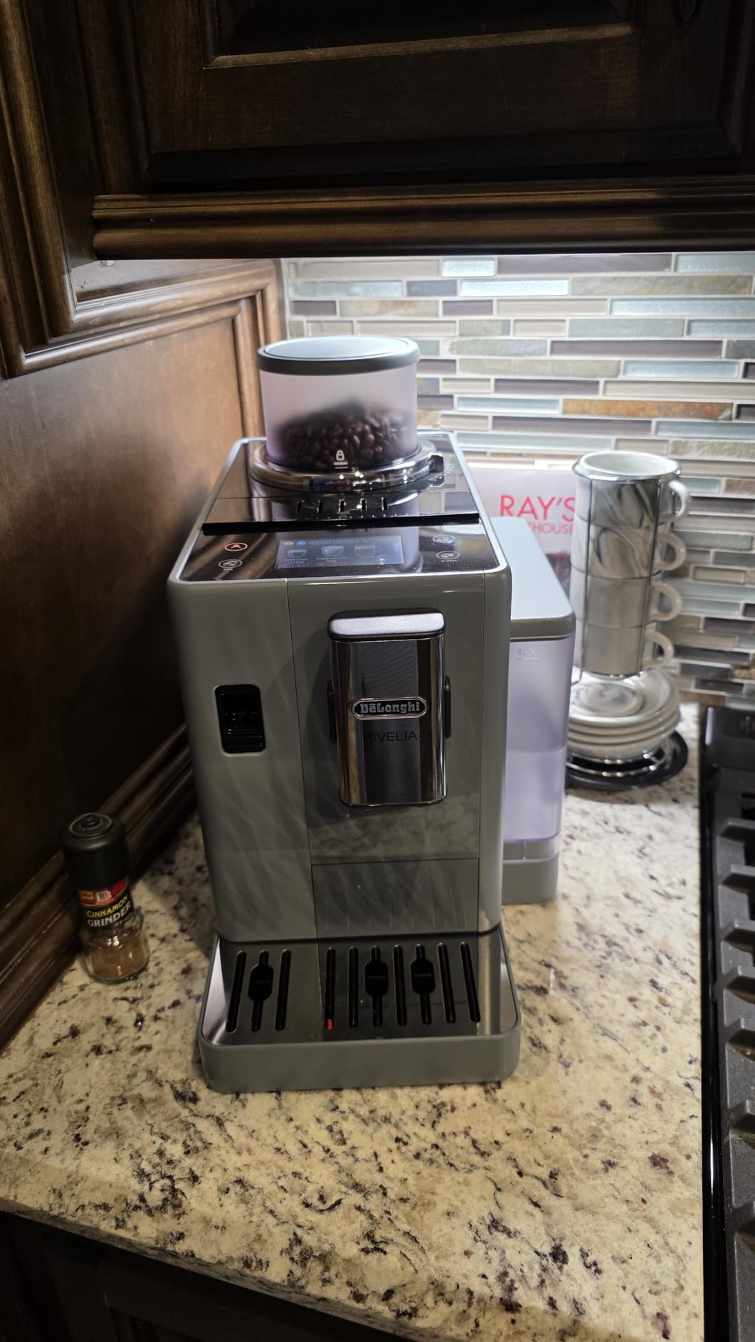 De'Longhi Rivelia Automatic Espresso Machine with Grinder & Milk Frother - All-in-One Coffee Maker, Bean Switch System, Burr Grinder customer photo 1