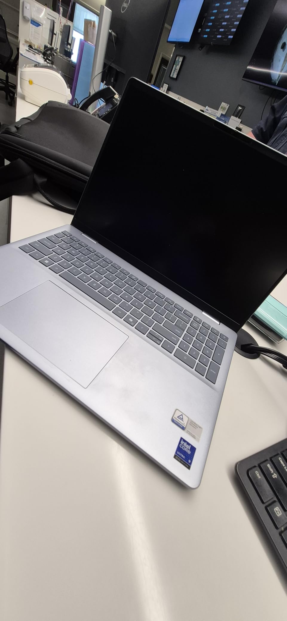 16 Plus Laptop DB16250-16.0-inch 16:10 2.5K (2560x1600) Display, Intel Core Ultra 9 288V, 32GB LPDDR5X Memory, 2TB SSD, Arc Graphics, Backlit Copilot Key Keyboard, Windows 11 Home customer photo 1