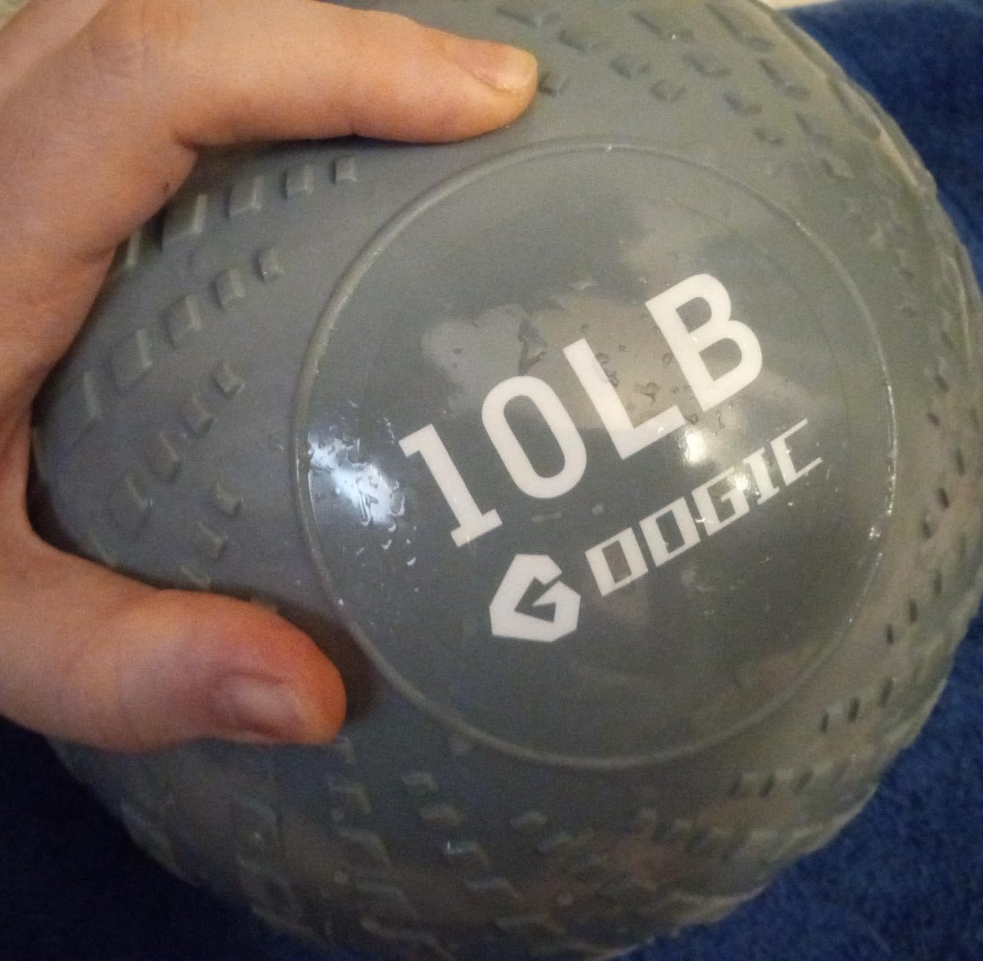 Slam Ball 8-10 lb Medicine Ball Weighted Balls for Exercise and Workout, Strength, Cardio, Cross-Training and Core Workouts customer photo 1