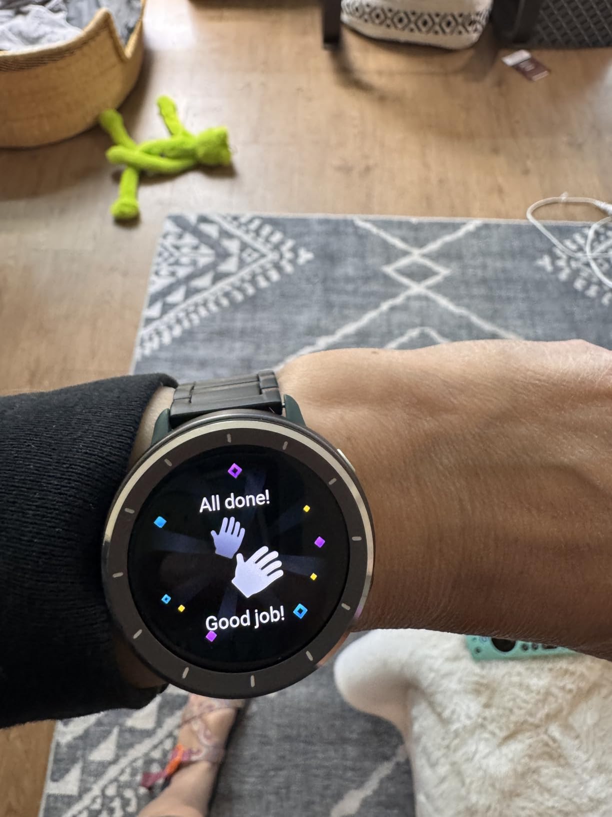 Garmin Vivoactive 6, Health and Fitness GPS Smartwatch, AMOLED Display, Up to 11 Days of Battery, Lunar Gold with Bone Band customer photo 2