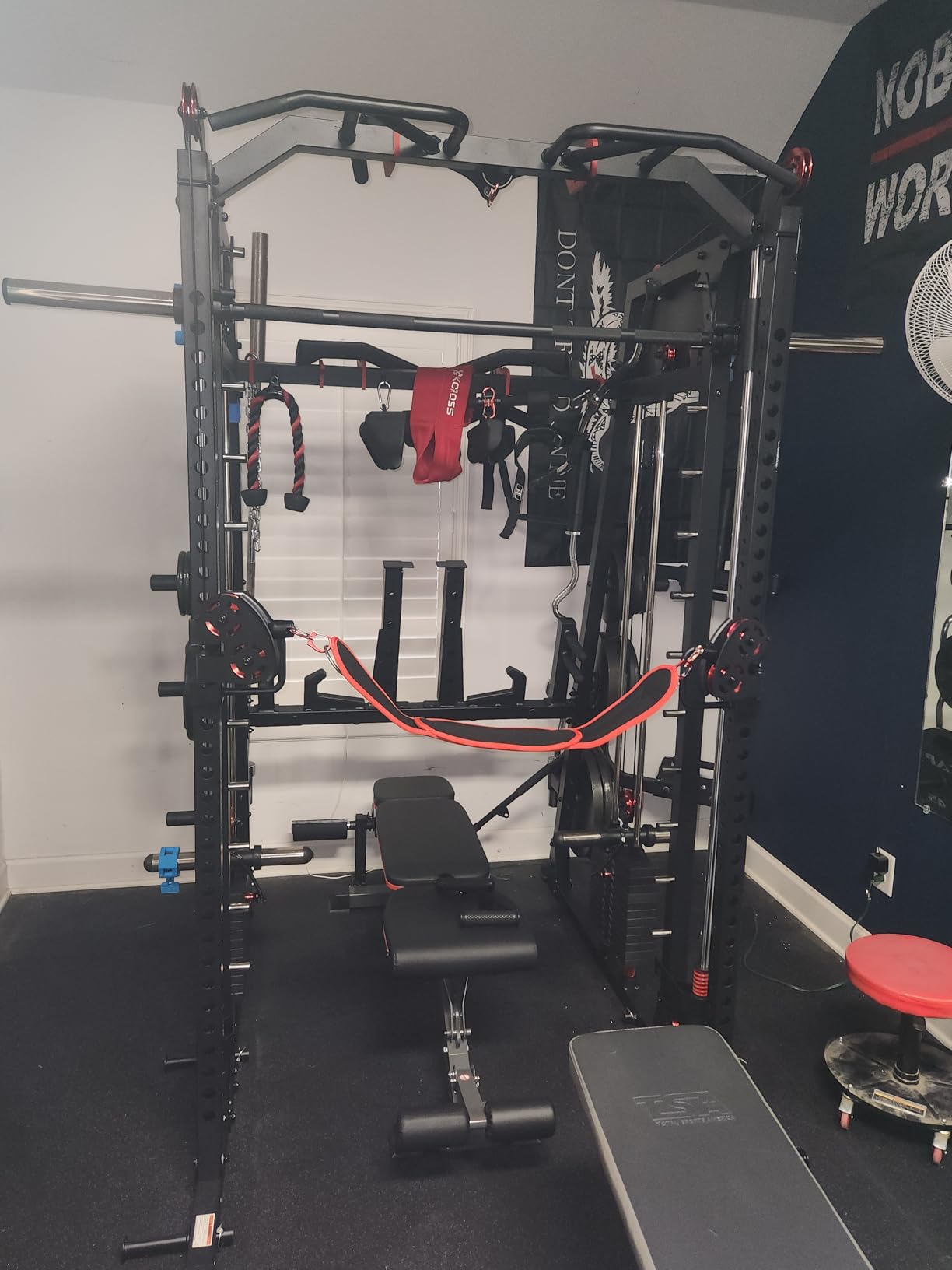 Mikolo M4 2.0 Smith Machine, 2200lbs Squat Rack with LAT-Pull Down System & Cable Crossover Machine, Training Equipment with Leg Hold-Down Attachment customer photo 2