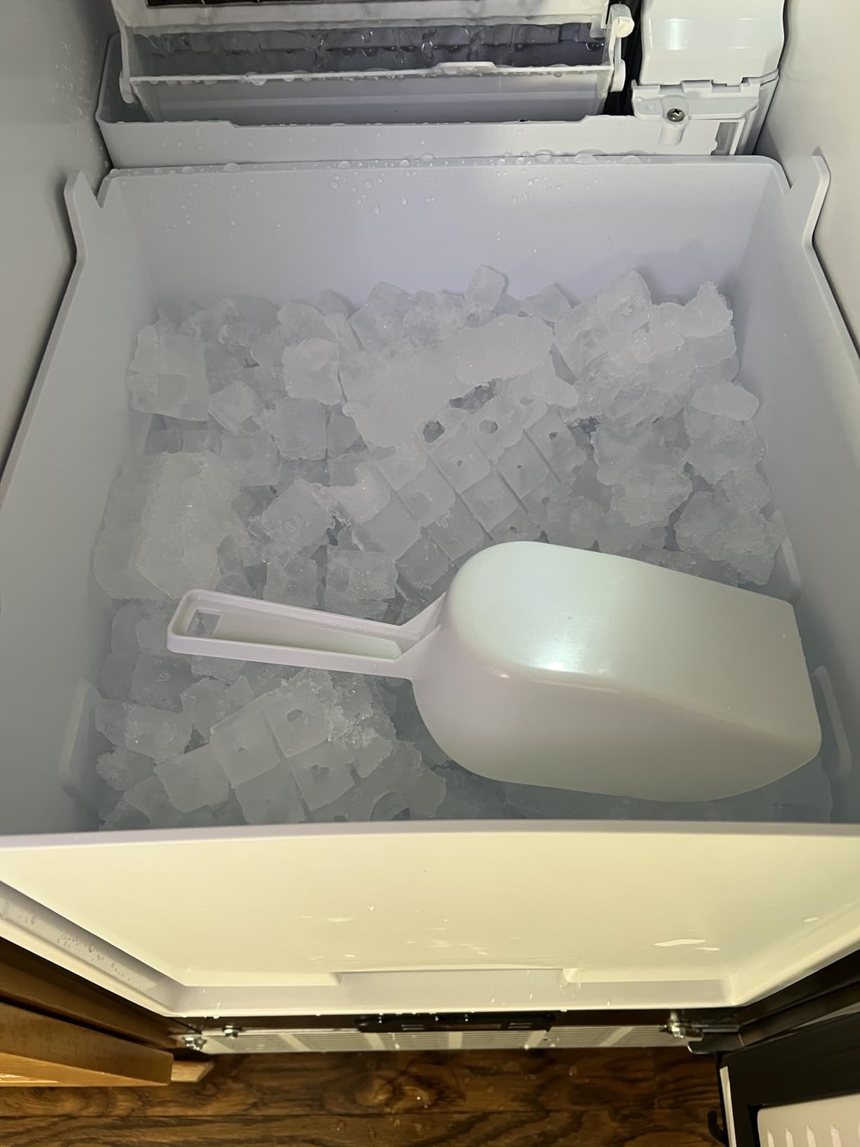 ICYGLEE Commercial Under Counter Ice Maker Machine with Drain Pump, 100Lbs/Day with 24lbs Storage, Built-in Freestanding Ice Maker, Self-Cleaning, 24H Timer, for Commercial & Home Use. (Stainless) customer photo 2