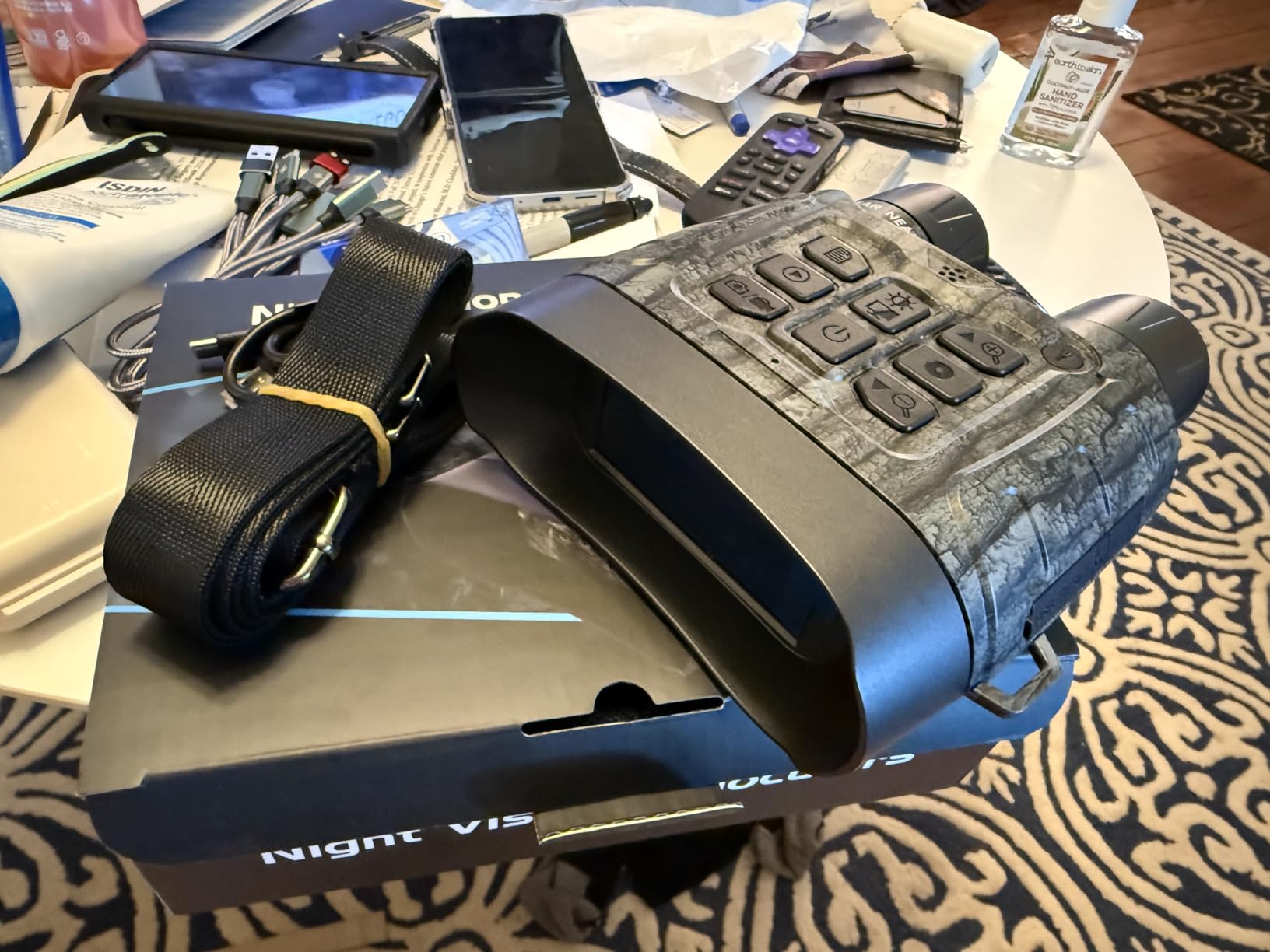 Night Vision Goggles, 112 MP 4K Night Vision Binoculars for Adults, 12X Zoom & 5000mAh Battery, 64GB Card Included, Infrared Binoculars Night Vision, Tech Gadgets Telescope for Bird Watching customer photo 1