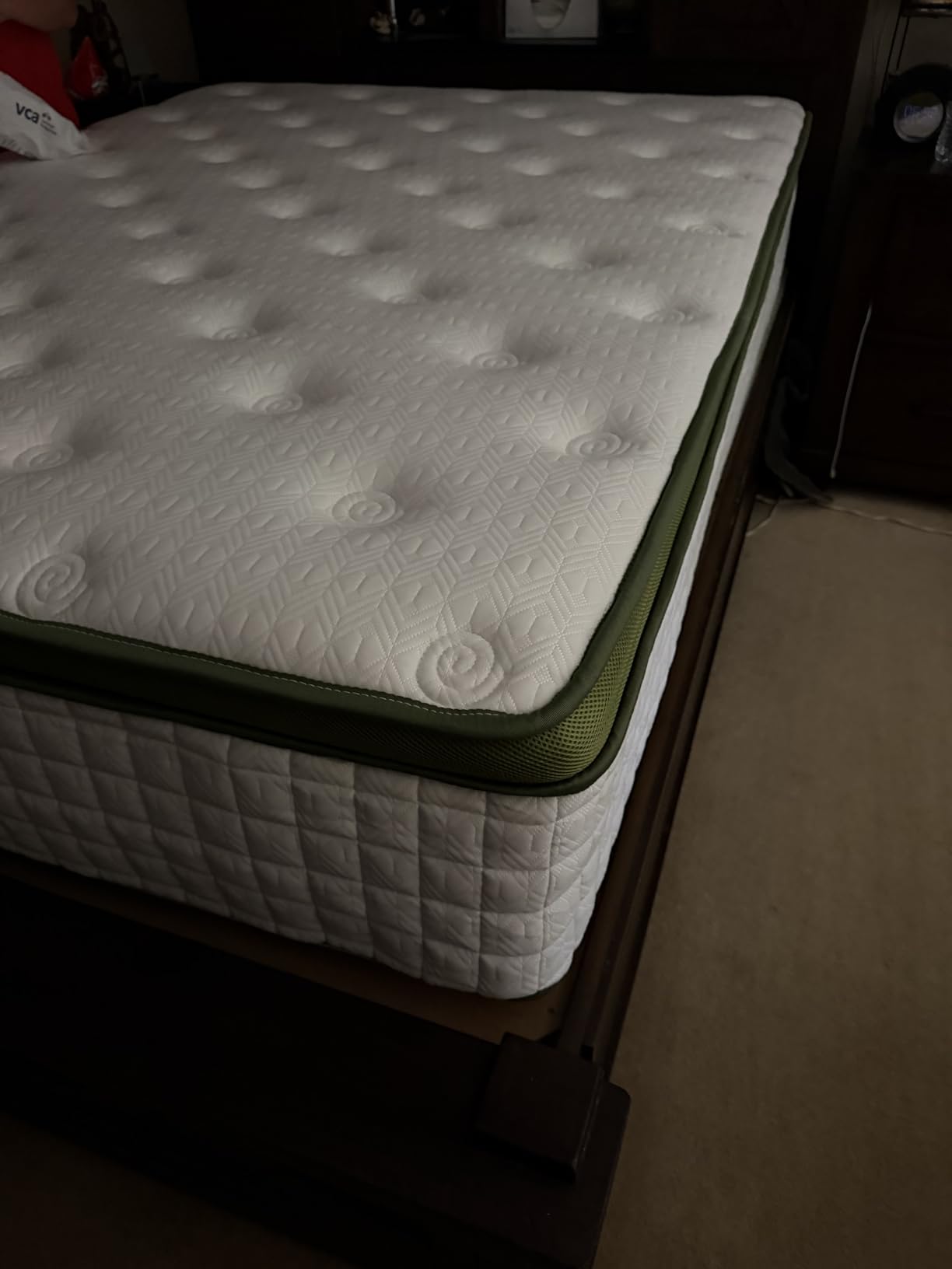 BedStory Medium Firm Queen Mattress, 14 Inch Hotel Collection Hybrid - Targeted Lumbar & Shoulder Support for Back Pain Relief, Fiberglass-Free, CertiPUR-US, 365-Night Trial customer photo 2