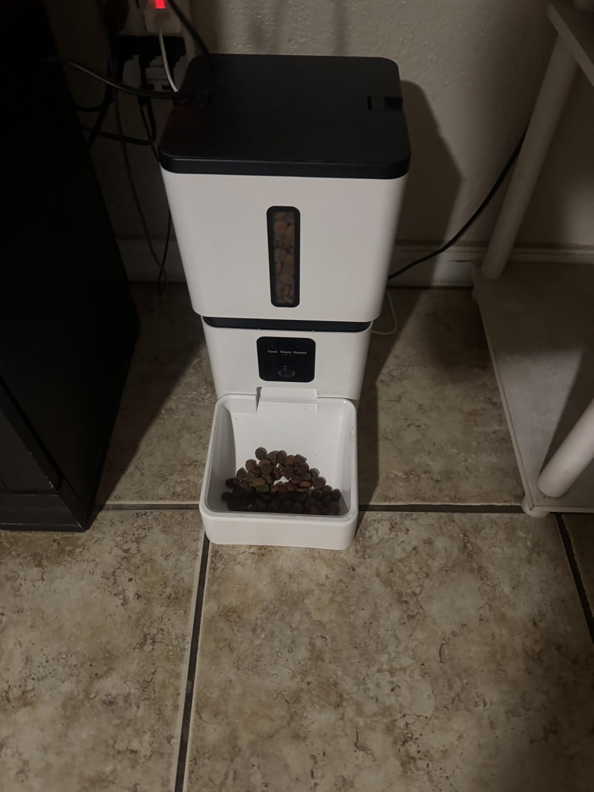 Automatic Dog Feeder Large Breed: 12L/50 Cup Capacity for Kibble up to 20mm customer photo 1