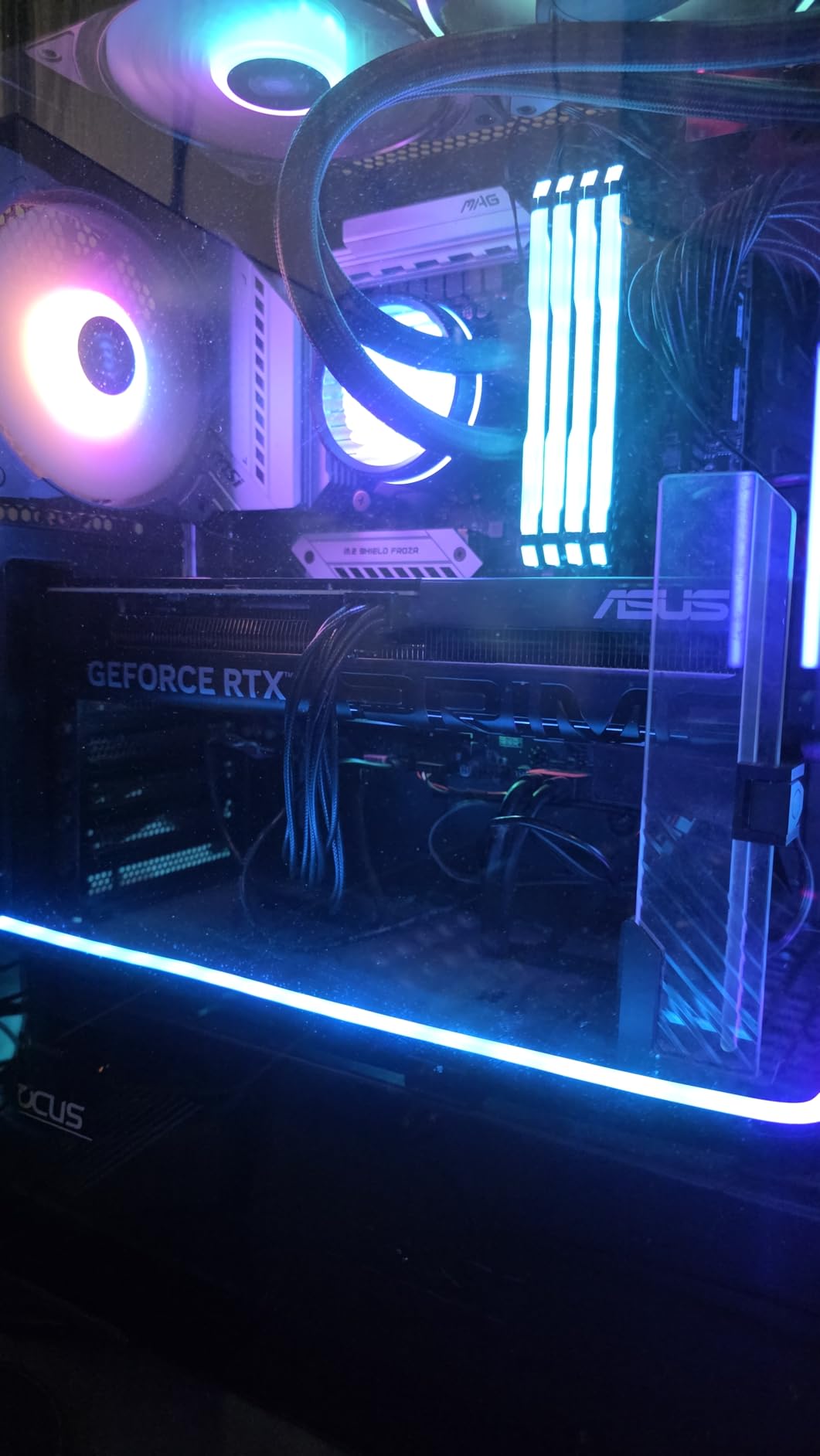 ASUS Dual NVIDIA GeForce RTX 5060 Ti 16GB GDDR7 OC Edition Graphics Card (PCIe 5.0, DLSS 4, HDMI 2.1b, DisplayPort 2.1b, 2.5-Slot, Axial-tech Fan, 0dB Technology), 3 Year Warranty customer photo 2