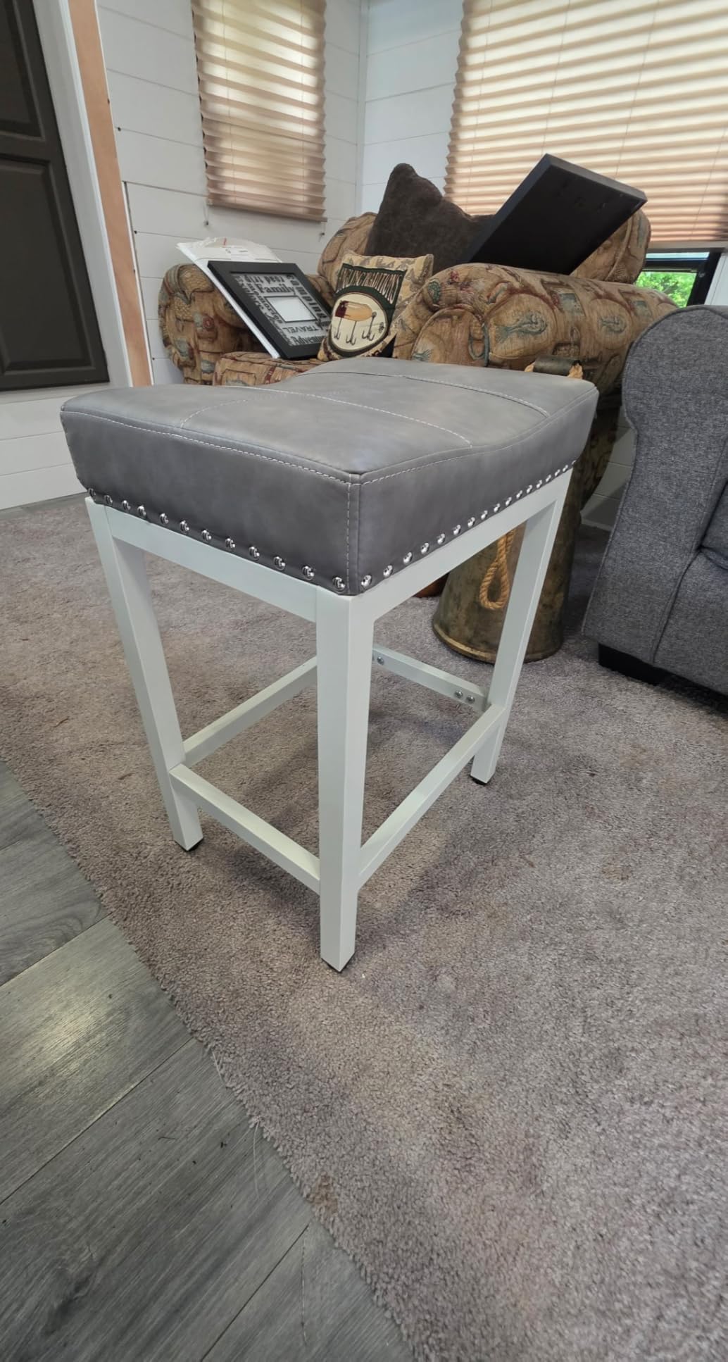 DUMOS Saddle Bar Stools Set of 2, 24 Inch Counter Height Stools with Curved PU Leather Surface, 3.7