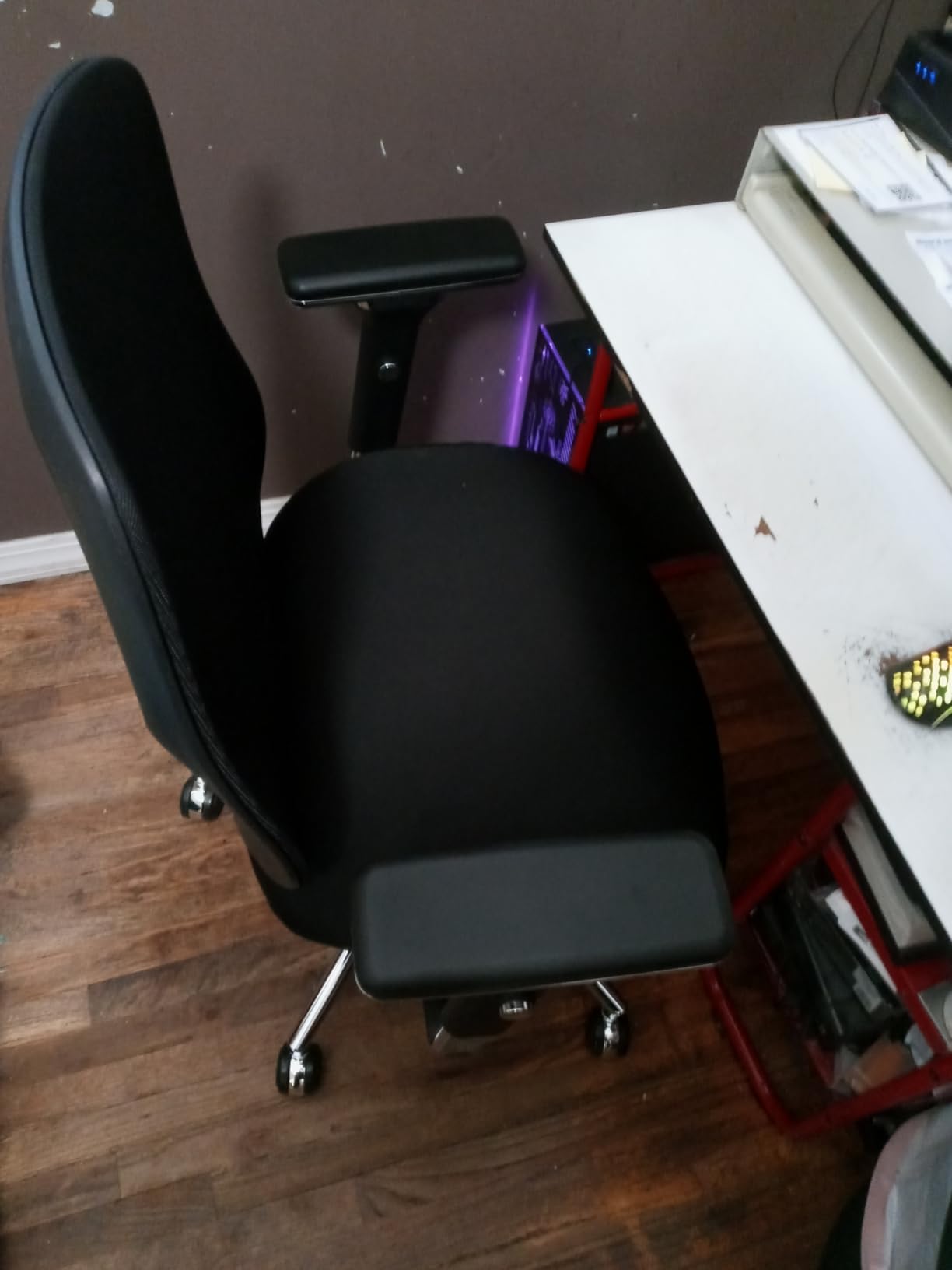 750lbs Big and Tall Office Chair with Wide Thick Seat Cushion for Heavy People Ergonomic Computer Mesh Desk Chairs with 4D Armrests, Adjustable Lumbar Support for Adults 8 Hours daliy Work customer photo 2