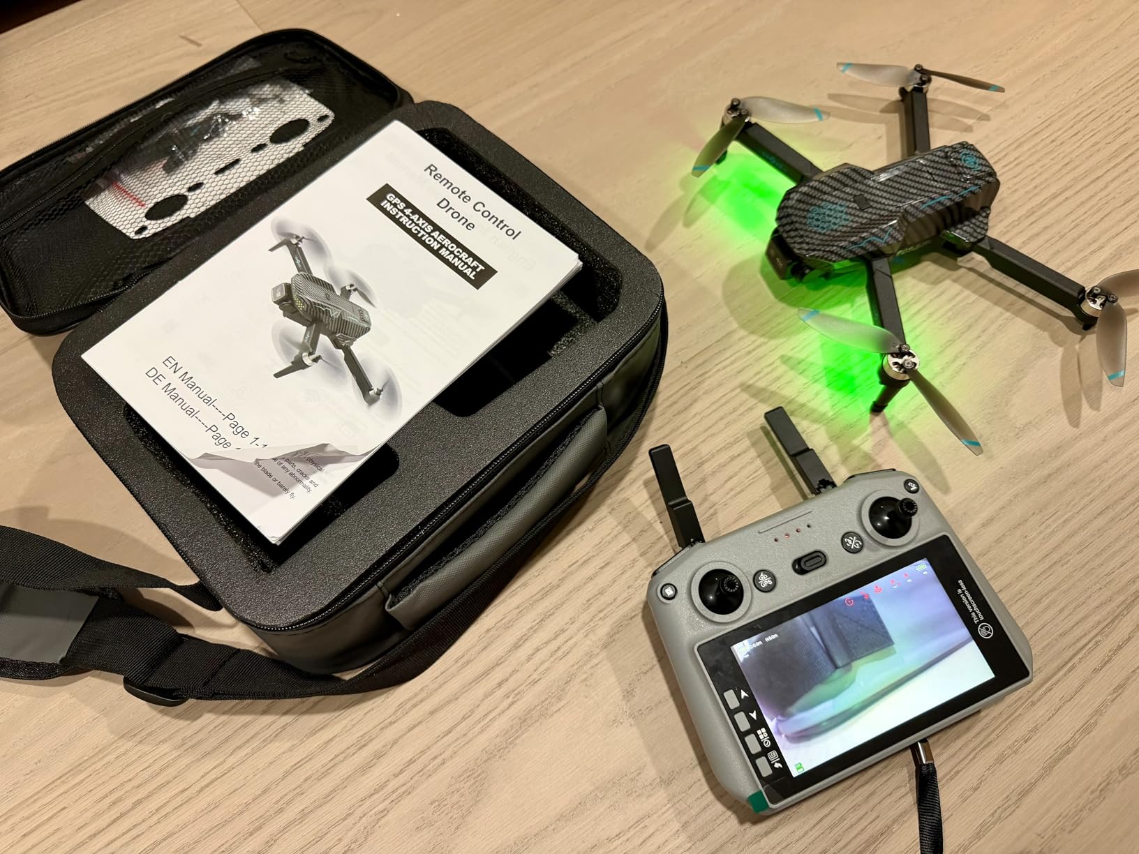 GPS Drone with 4K Camera for Adults, FPV RC Quadcopter, 5-inch LCD Tablet Screen, Auto Return, GPS Follow, Circle Fly, 60-min Flight Time, Brushless Motor, Lightweight Foldable Drone for Beginners customer photo 2
