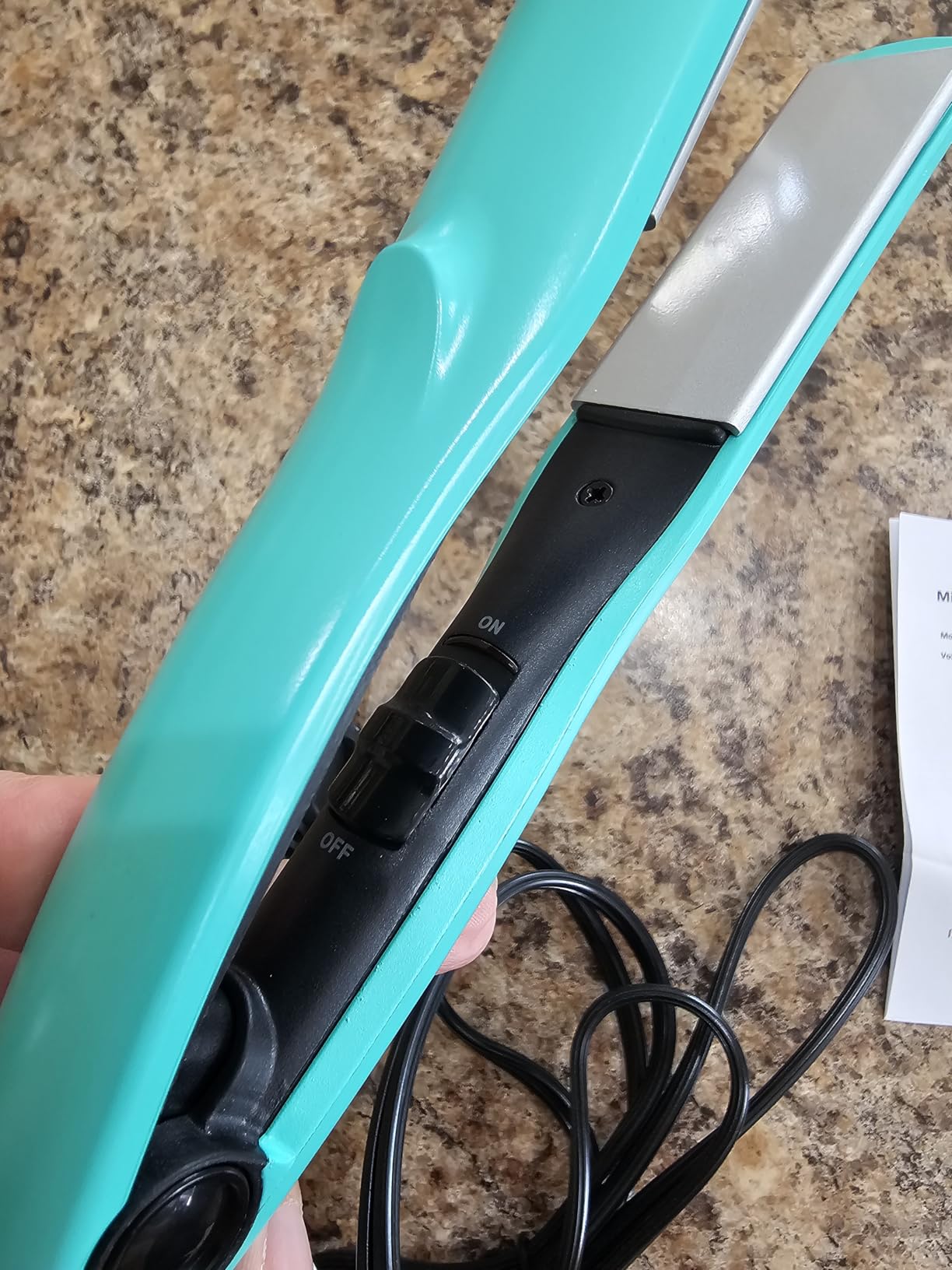 Mini 1 Inch Ceramic Flat Iron - Compact Hair Straightener for Short Hair & Bangs, Dual Voltage Travel-Friendly, Green customer photo 1