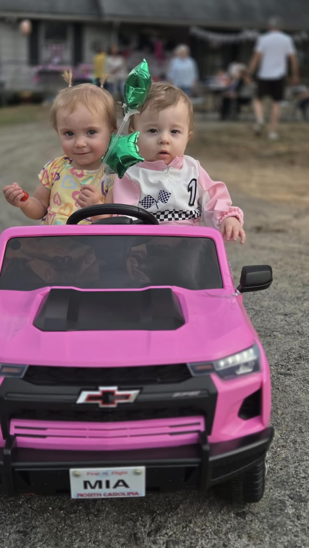 Winado Licensed Chevrolet Colorado Electric Car for Kids, 12V Ride on Toys for Toddlers with Remote Control, Battery Powered Electric Car Ride On Vehicle w/Bluetooth, Soft Start, LED Lights - White customer photo 2