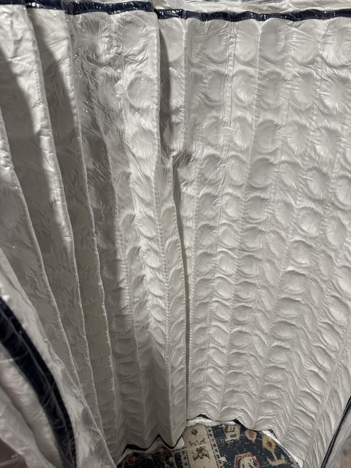 Novilla King Mattress 14 Inch, Hybrid Mattress in a Box with Individual Pocket Spring for Motion Isolation, Supportive & Pressure Relief, CertiPUR-US customer photo 2