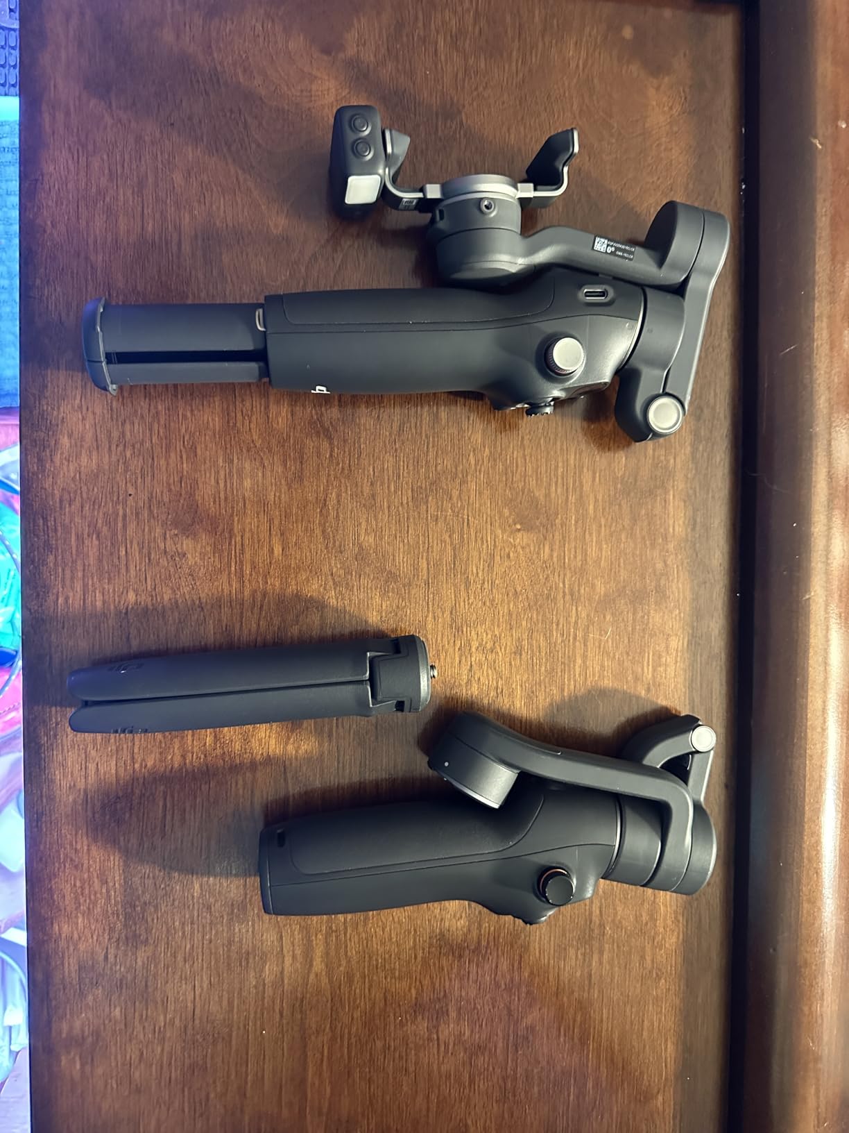 DJI Osmo Mobile 8 Advanced Tracking Combo Gimbal Stabilizer for Phone, AI Native Tracking with Audio & Lighting, 360 Pan Rotation, Built-in Extension Rod & Tripod, 10h Battery customer photo 2