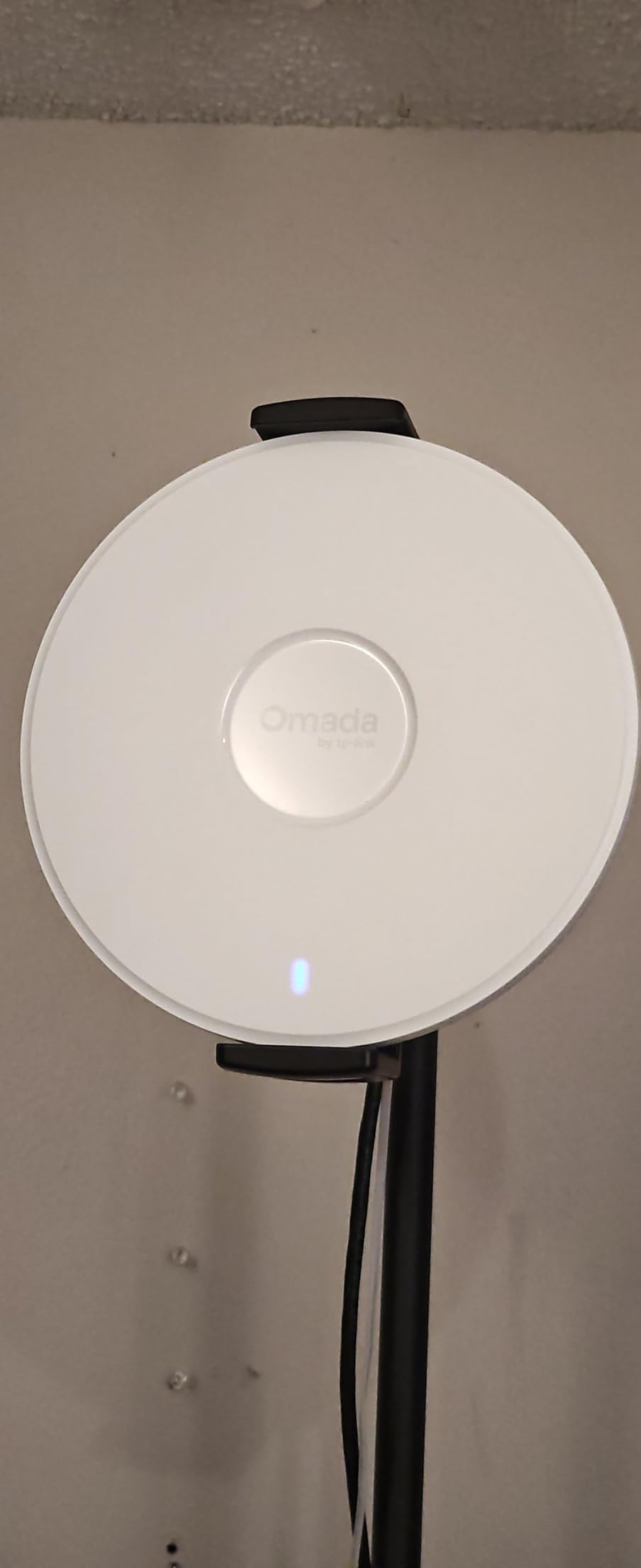 TP-Link Omada WiFi 7 Wireless Access Point - BE11000 Tri-Band, 2.5G Port, PoE+ or DC Powered, Adapter Included, 5yr Warranty, Captive Portal, Mesh, WPA3, Roaming, Business WiFi Experience (EAP770) customer photo 2