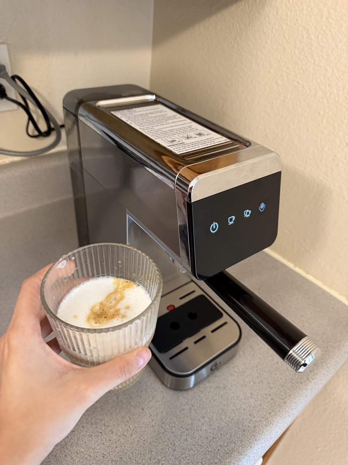 AMZCHEF Espresso Machine 20 Bar, Compact Coffee Maker with LED Touch Screen & Steam Milk Frother, Espresso Maker with 41oz Removable Water Tank for Home & Office, Coffee Machine for Cappuccino, Latte customer photo 1