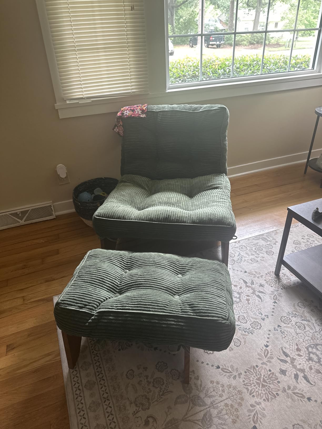MAXYOYO Accent Chair with Ottoman Adjustable Backrest, Tufted Living Room Chair Upholstered Lounge Chair with Footrest Set, Modern Chair Cozy Reclining Chair for Reading Room, Green customer photo 1
