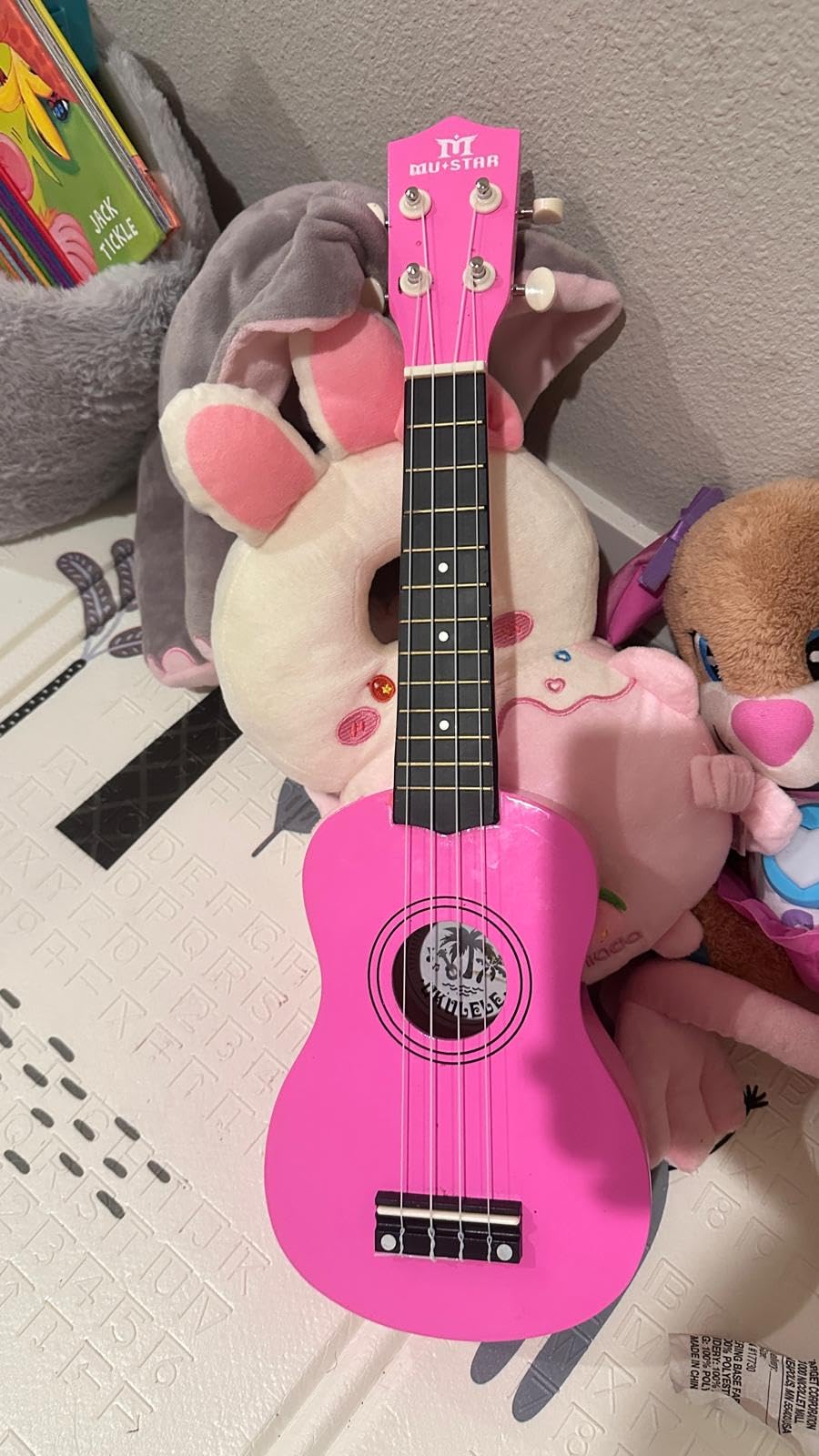 MUSTAR Soprano Ukulele, 21 Inch Basswood Ukulele for Beginners, Ukuleles Kit With Gig Bag, Strap, Picks, Cloth, Sticker, Ukulele Gift for Adults Teenagers customer photo 2