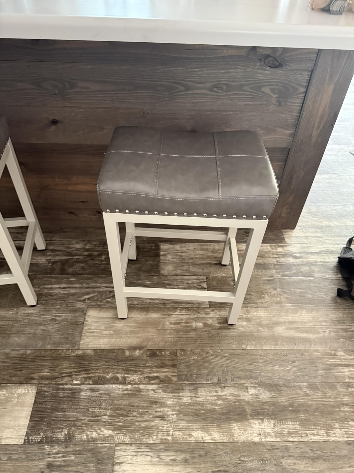 Sweetcrispy 24 Inch Bar Stools Set of 2, Counter Height Barstools for Kitchen Island, PU Leather Upholstered Modern Sadle Barstools with Metal Base and Footrest for Home Bar, Small Apartment, Grey customer photo 2