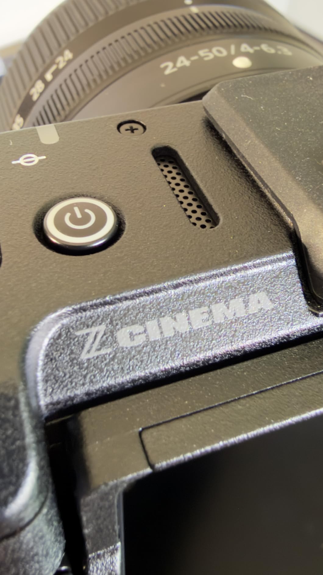 Nikon RED Z Cinema | ZR Cinema Camera | 32-Bit Float Audio RED Color Science 6K Full-Frame Camera Body customer photo 1