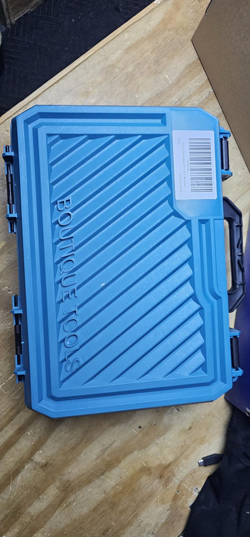 FULLYEA Heat Gun Cordless, Max 1022°F (550°C), Hot Air Gun Kit with 2x4.0Ah Batteries & 5 Nozzles, Lightweight Portable, Battery Heat Gun for Shrink Tubing, PVC Wrap, DIY Craft (Blue) customer photo 1