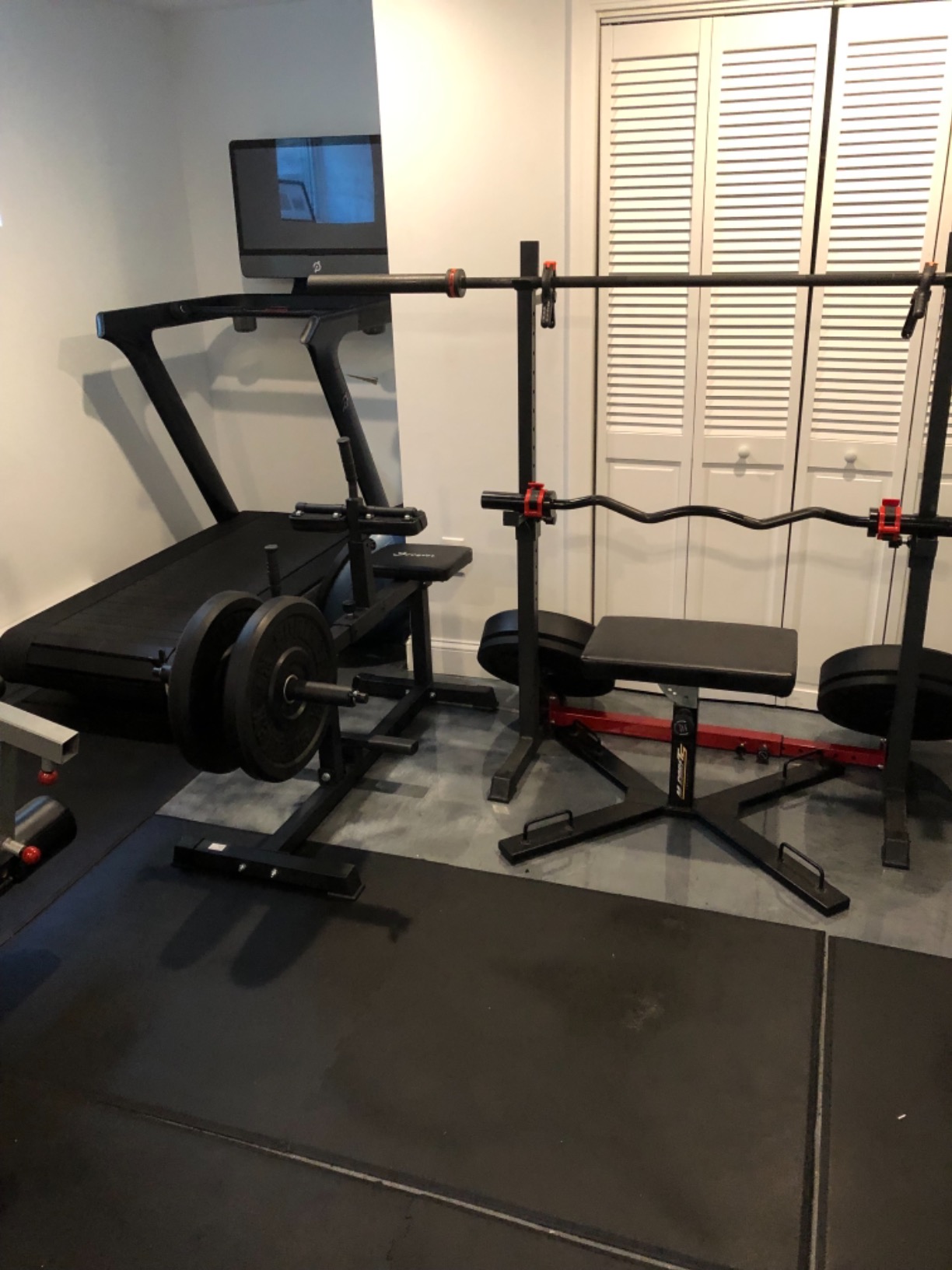 Soozier Seated Calf Raise Machine, Adjustable Calf Machine Leg Extension, for Home Gym, Waist, Arm Training customer photo 2