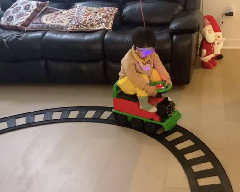OLAKIDS Kids Ride On Train with Track, 6V Electric Toy with Lights and Sounds, Retractable Footrest, Under Seat Storage, Christmas Theme Battery Powered for Toddlers Boys Girls (1 Seater, Circus) customer photo 2