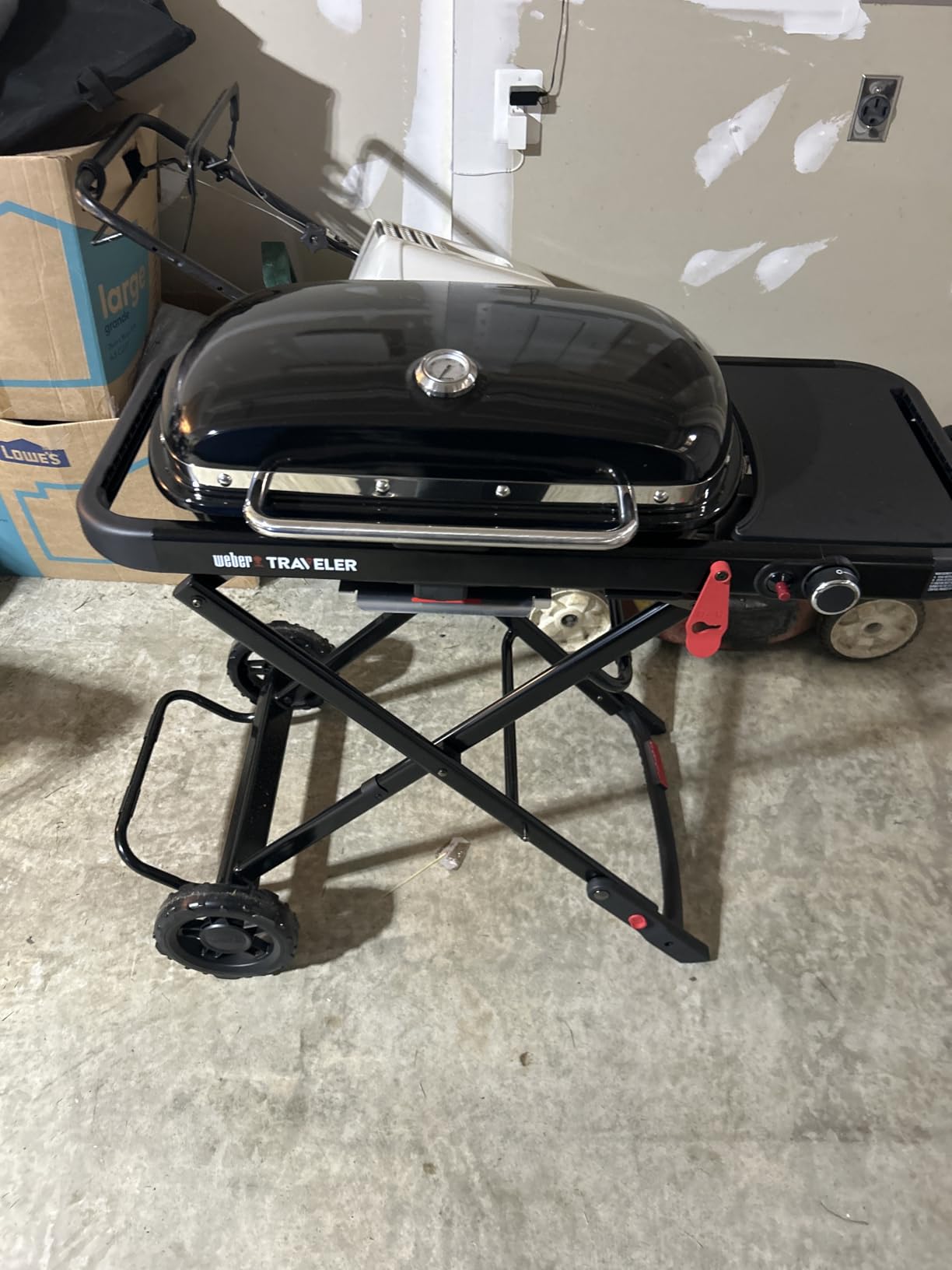 Weber Traveler Compact Portable Gas Grill (Liquid Propane) for Outdoor Cooking - Black, Porcelain-Enameled Lid, Side Table, Folding Portable Grill with Wheels customer photo 1