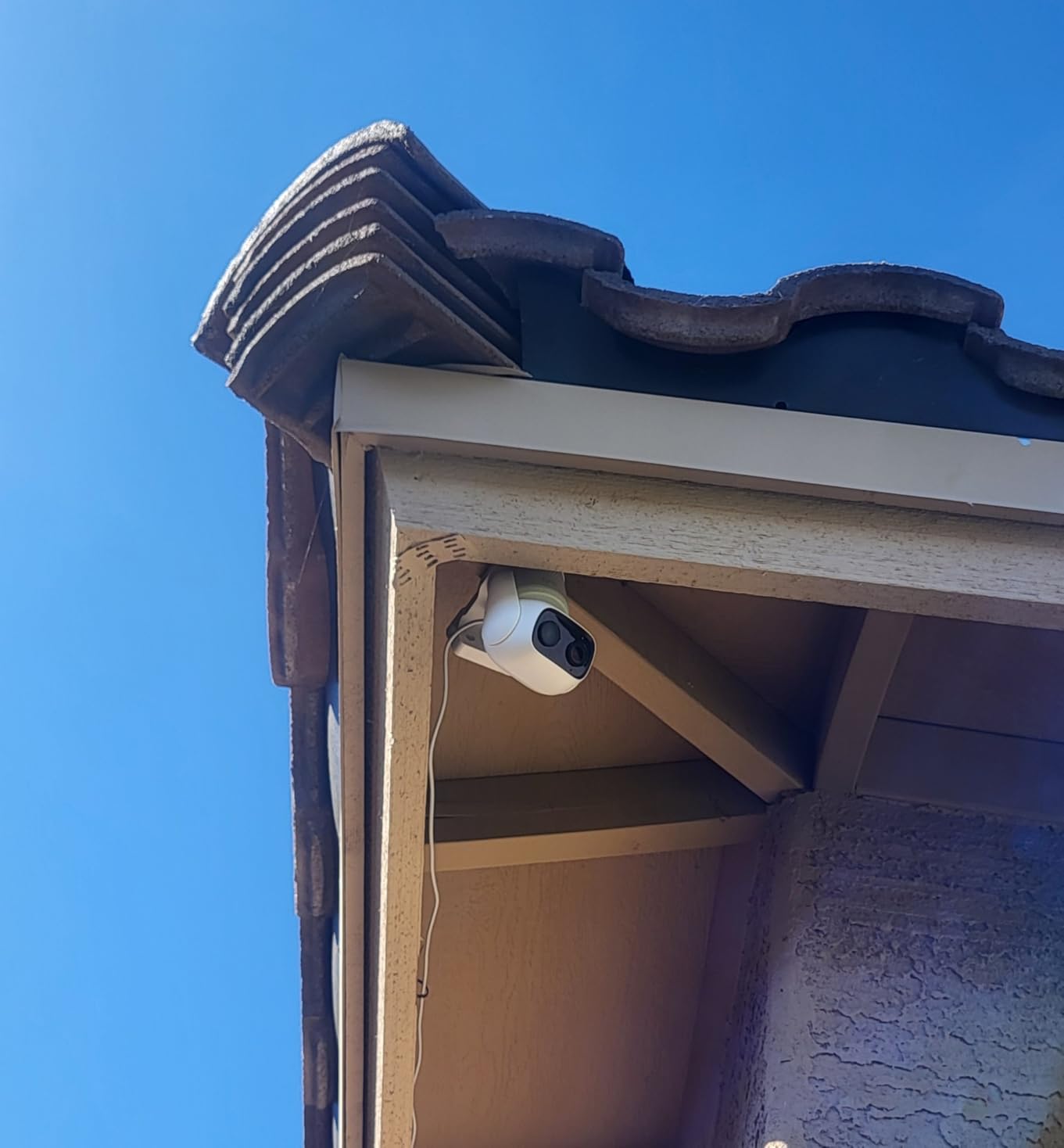 eufy Wired Cam C31, 360° Coverage with Pan and Tilt, Indoor and Outdoor, Dual Antenna, Color Night Vision, Local Storage, No Monthly Fee, AI Human/Vehicle/Pet/Cry Detection, 24/7 Continuous Recording customer photo 1