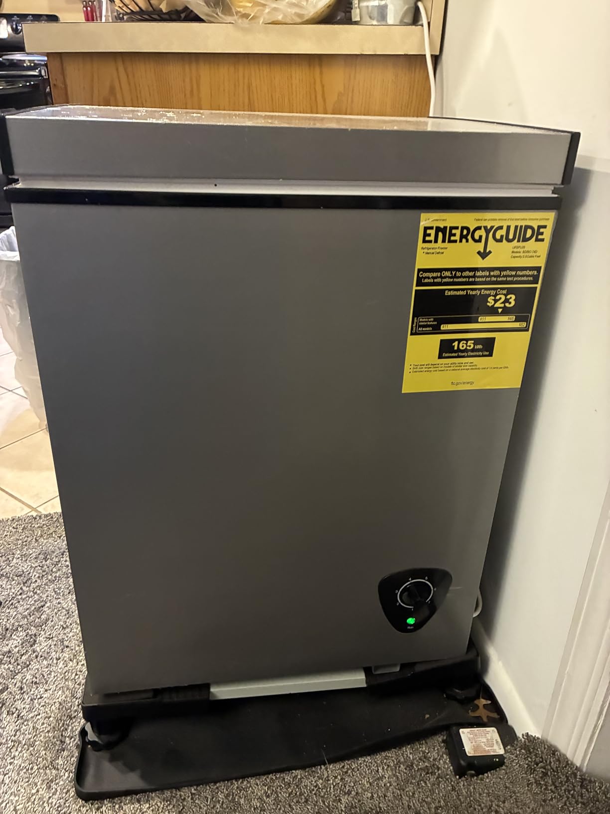 4.2 Cu.Ft Chest Freezer - 7-Temp Adjustable Deep Freezer, Ultra Quiet, Energy Saving, Removable Basket & Wheels, Compact Small Deep Freezer for Apartments/Garage/Office,Gray customer photo 2
