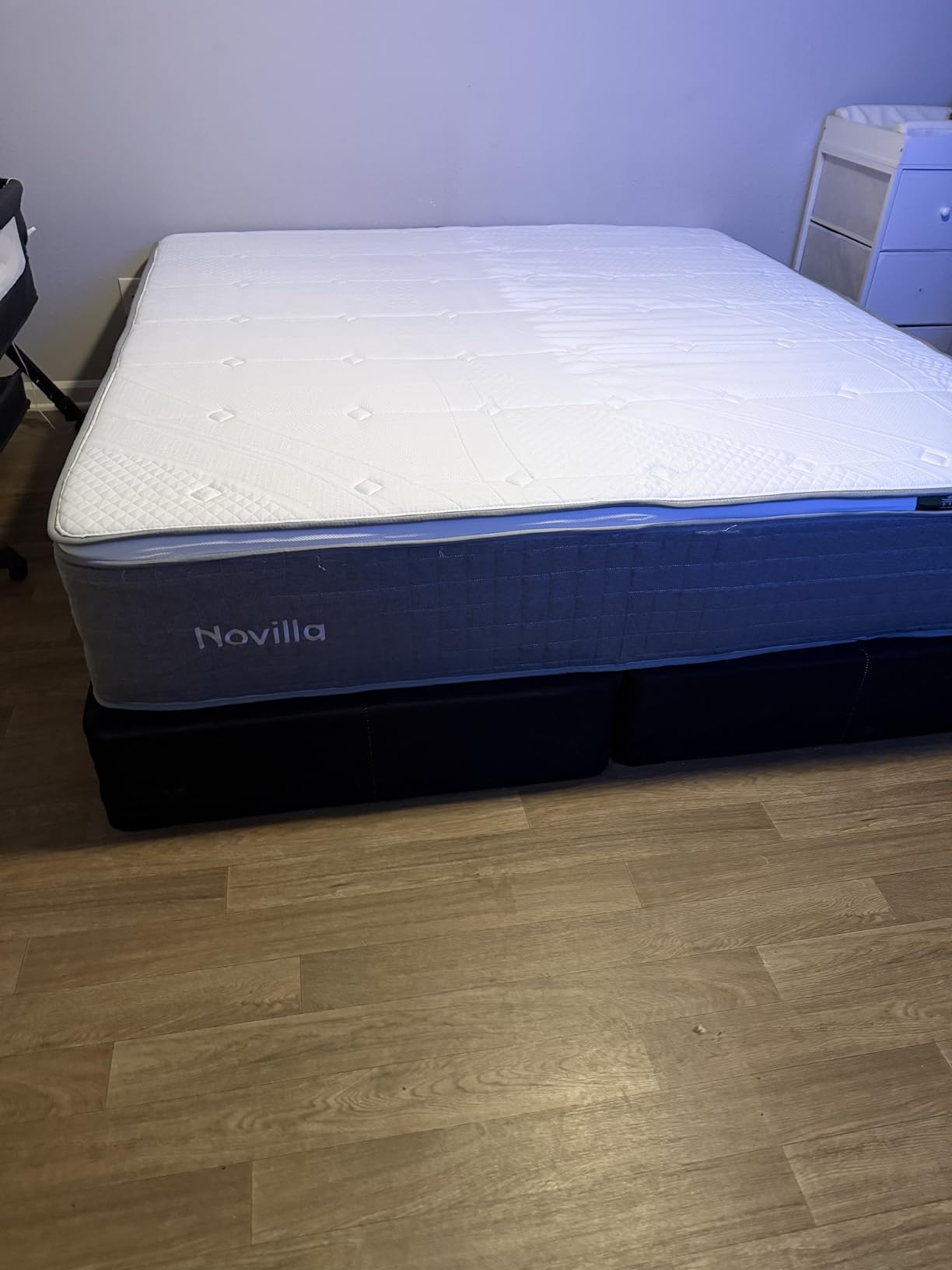 Novilla 8 Inch Twin Size Mattress, Twin Hybrid Mattress with Pocketed Coils & Gel-Infused Memory Foam for Back Pain Relief & Contour Support Mattresses in a Box CertiPUR-US Certified customer photo 2