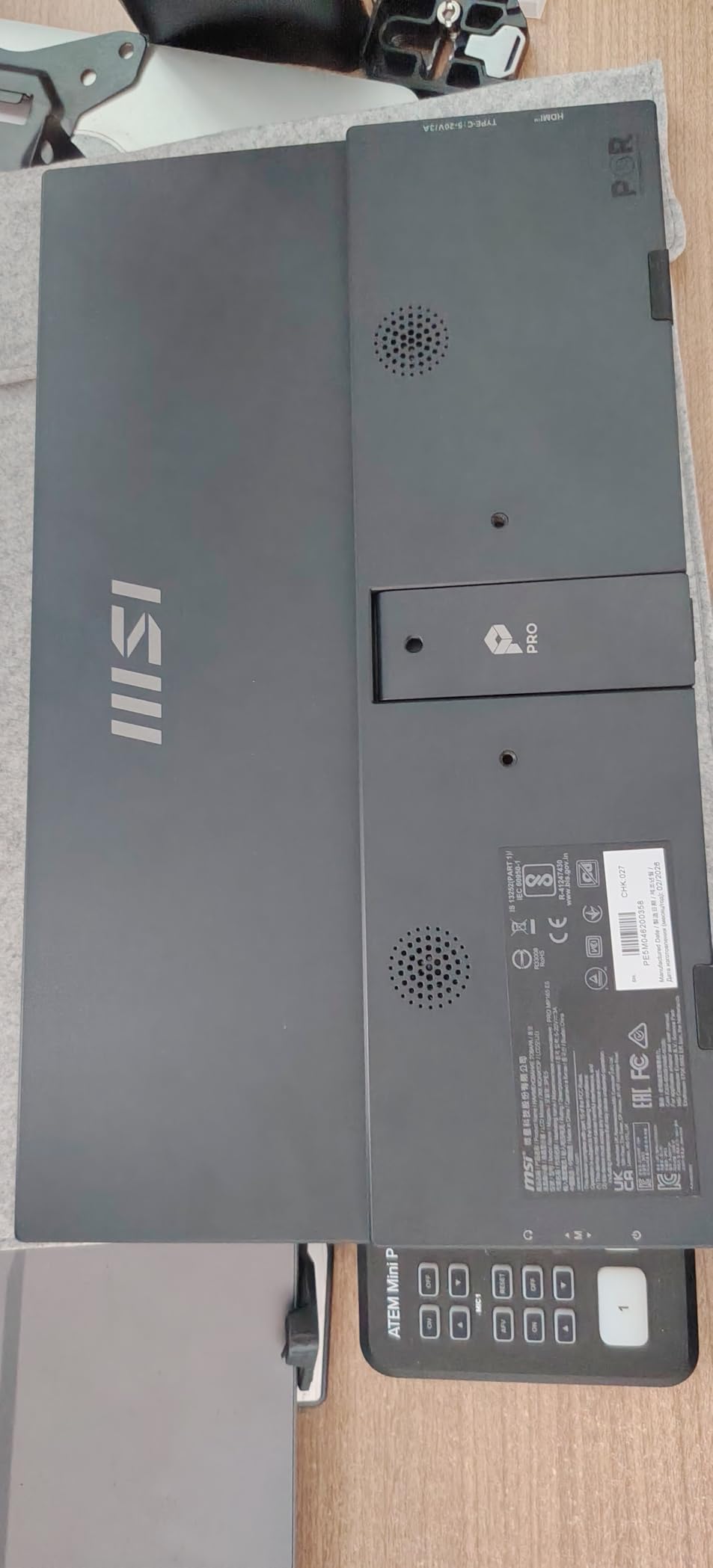 MSI Pro MP165 E6 Ultra Slim & Light Portable Monitor 15.6