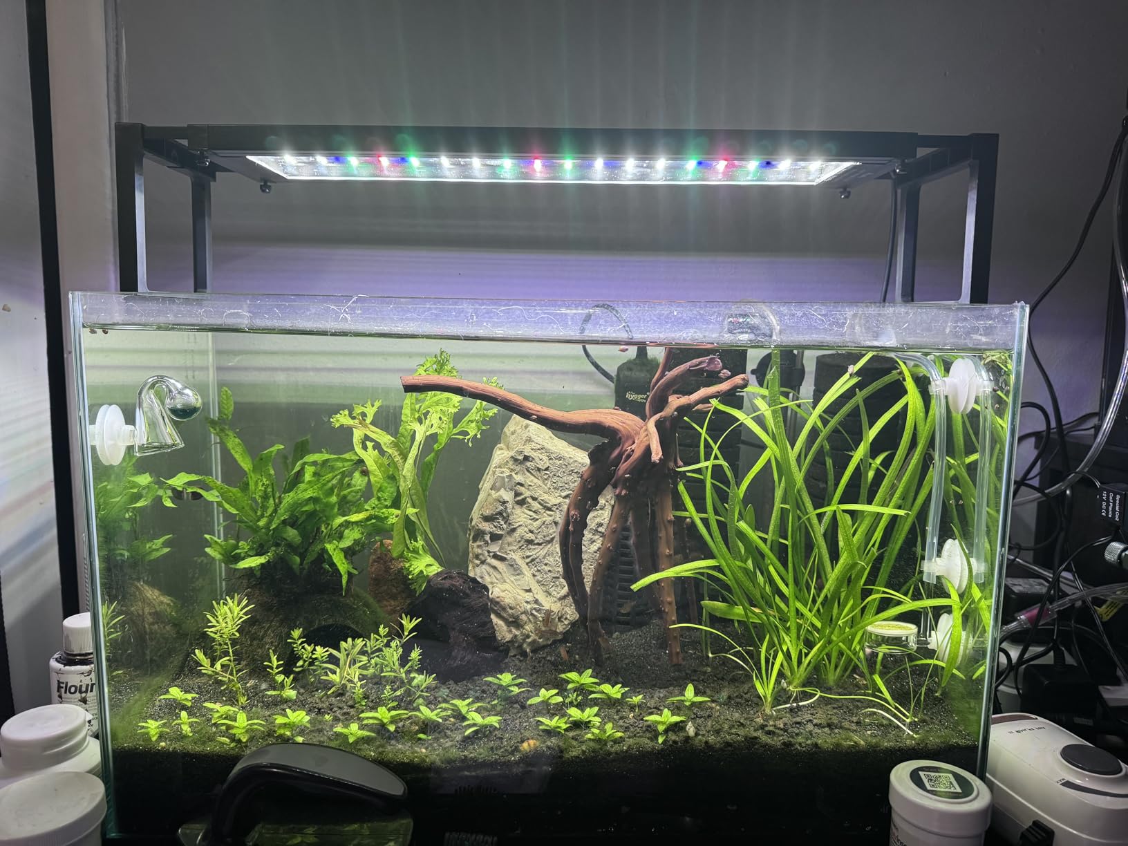 Pawfly Aquarium Light for Plants, 20 W Bluetooth Fish Tank Light, Full Spectrum Aquarium Lights for 18