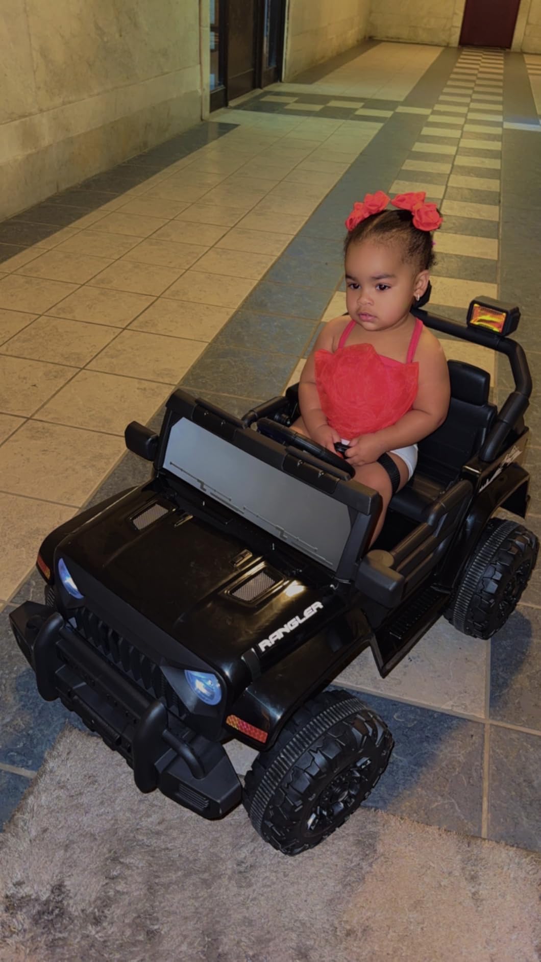 Ride on Police Car, 12V Kids' Electric Vehicles W/Parents Control, Ride on Toys for Toddlers with Music, Four-Wheels Suspension, USB, Headlights, Police Car customer photo 1