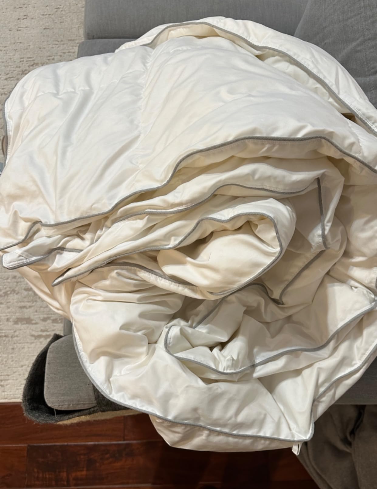 Vesta 95% Hungarian Goose Down Comforter, Heavyweight Winter Duvet Insert, 750 Fill Power, 600 Thread Count Cotton Sateen Shell, King/Cali King (White, 3.2 lbs Down Fill) customer photo 2