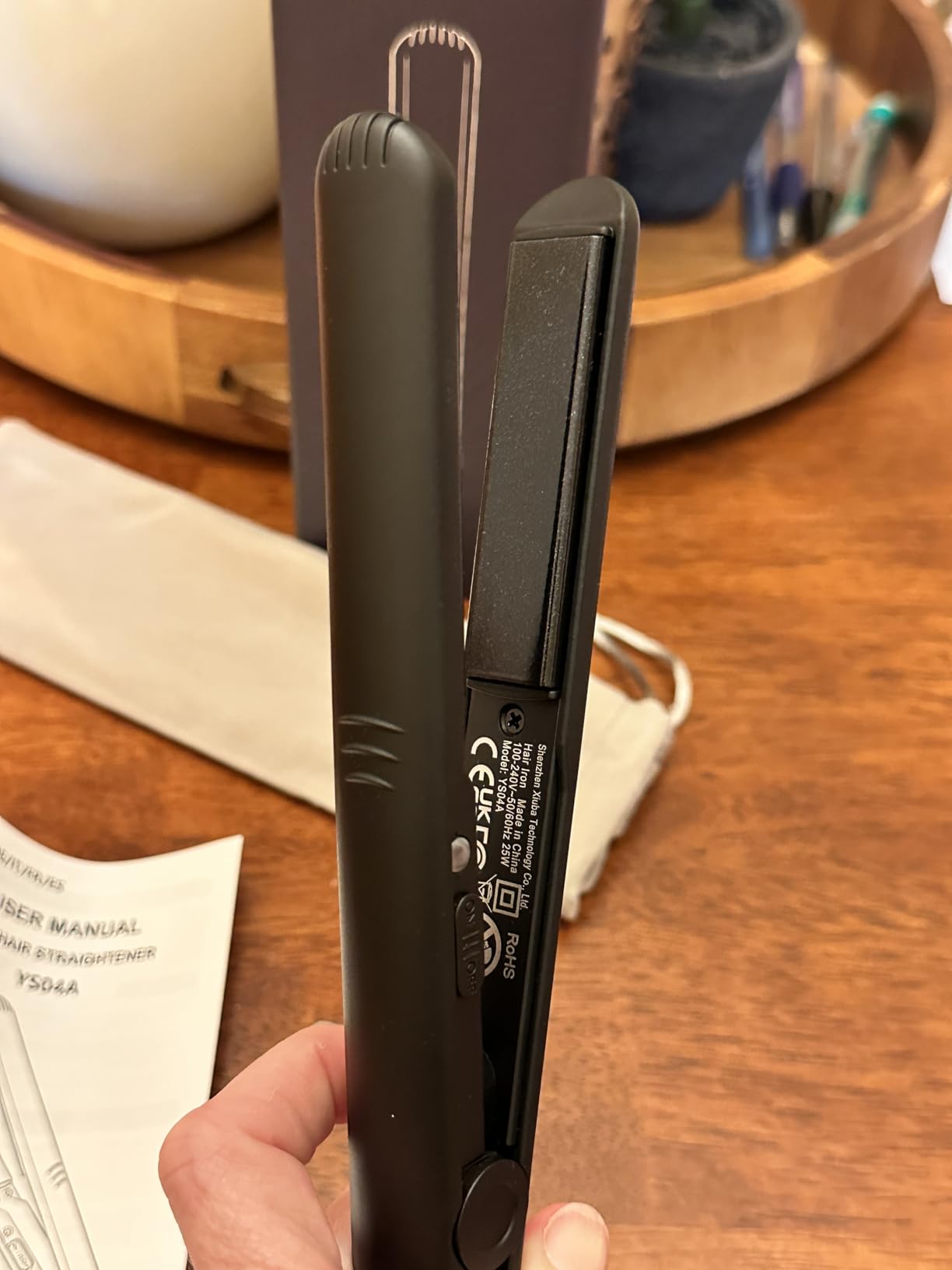 SAOSA Mini Flat Iron, 0.7 Inch Ceramic Small Hair Straightener for Short Hair, Bangs & Edges, 2 in 1 Travel Flat Iron Dual Voltage, 410°F Fast Heat Up Tourmaline Styler with Storage Pouch, Black customer photo 2