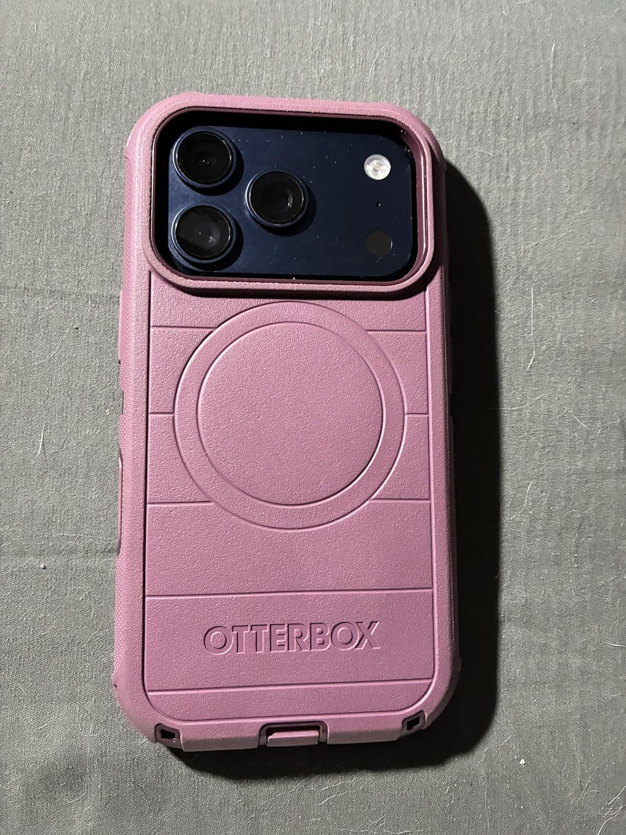 OtterBox Defender MagSafe Case for iPhone 17e, 16e, 15, 14, 13 - 7X Military-Grade Drop Protection, Rugged Grip Texture, Strap Anchors, Port Covers, Screenless - Non-Retail Packaging - Coppersmith customer photo 1