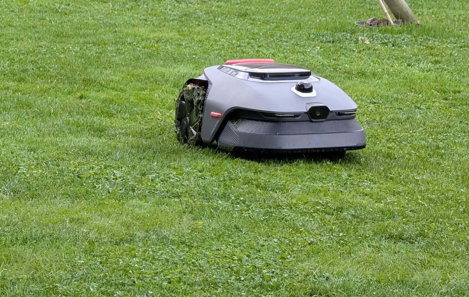 MOVA LiDAX Ultra 2000 Robot Lawn Mower with 4G for 0.5 Acre, No Wire No RTK+360 3D LiDAR+AI Vision Auto Mapping, Zero-Edge Cutting, Cut Height 1.2-3.9, 45% Slope, 150 Mowing Zones, Anti-Theft customer photo 2