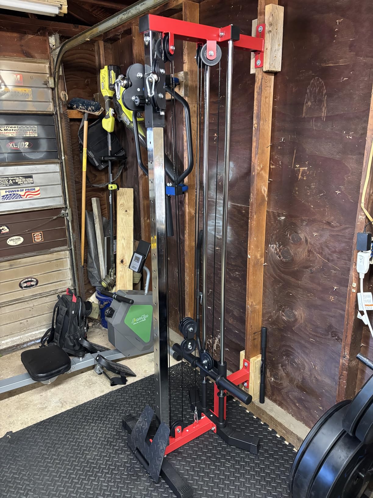 Wall Mount Cable Machine - Dual Pulley Cable Crossover Machine with 19 Adjustable Positions, Tricep Rope, T-Bar, LAT Pulldown Bar & Foot Board for Home Gym Strength Training customer photo 1