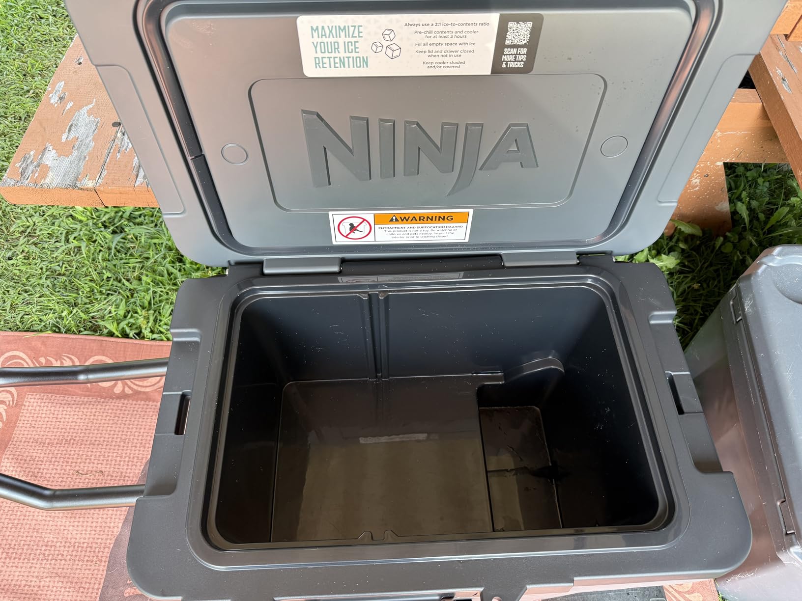 Ninja FrostVault | 65qt Wheeled Cooler with Cold Dry Zone | Integrated Fridge-Temp Dry Storage Drawer | Premium Heavy-Duty Insulated Cooler | Keeps Ice for Days | Cloud White | FB265WH customer photo 2