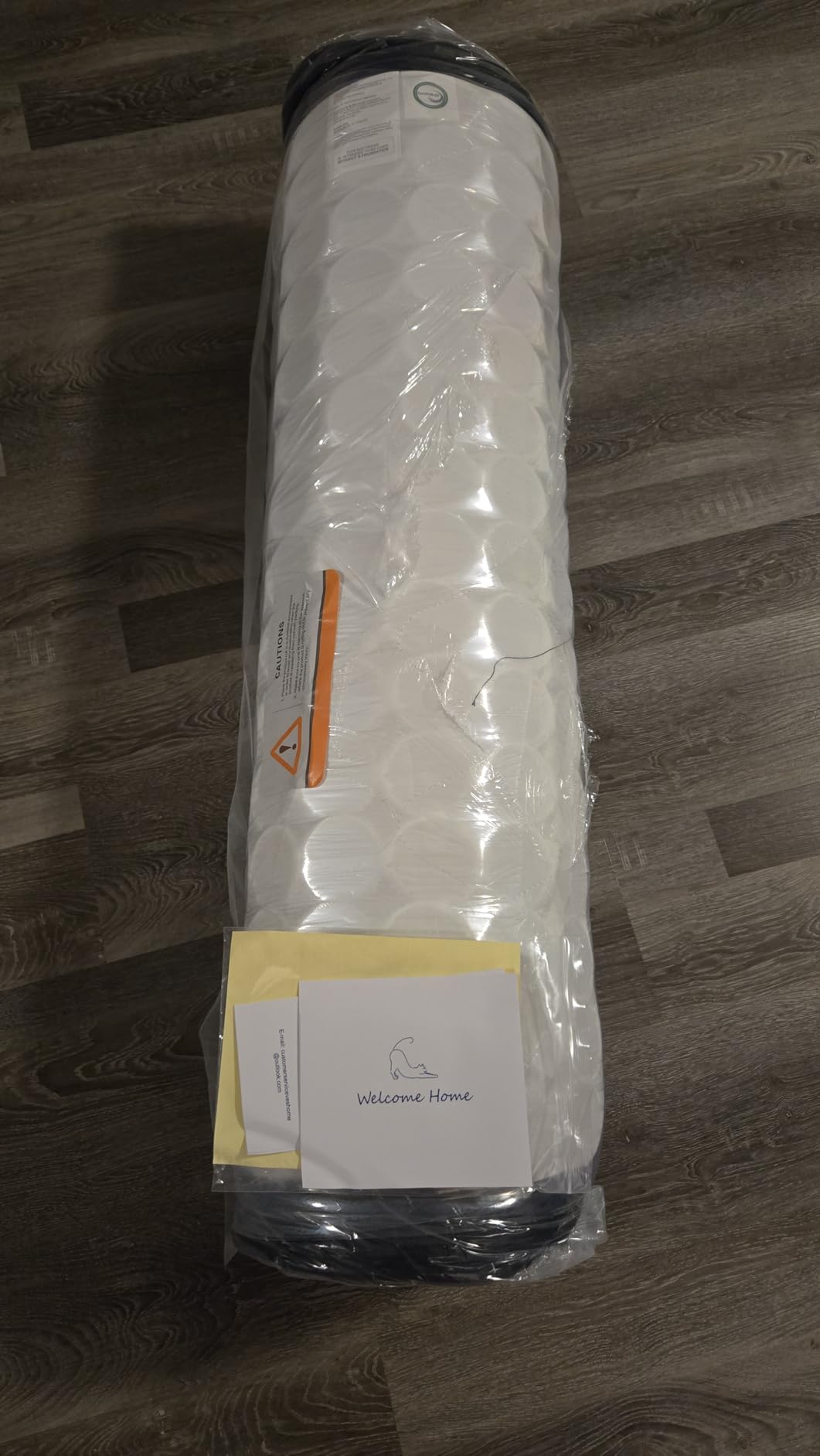 Vesgantti Queen Mattress 12 Inch - Medium Plush Hybrid with Multi-Layer Thick Top, Motion Isolation Pocket Springs for Side Sleepers, Back Pain Relief, CertiPUR-US customer photo 2