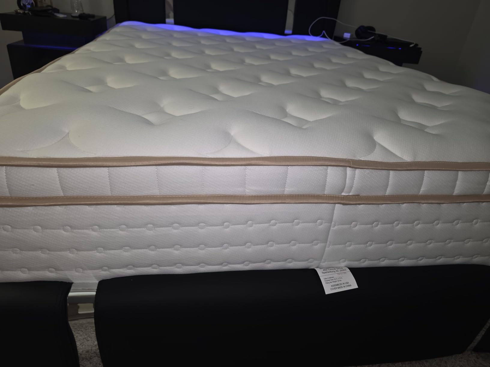 BedStory King Size Mattress 14 Inch - Medium Firm Hybrid Mattress King for Couples - Motion Isolation & Advanced Lumbar Support - Fiberglass-Free, 365-Night Trial, CertiPUR-US Certified customer photo 2