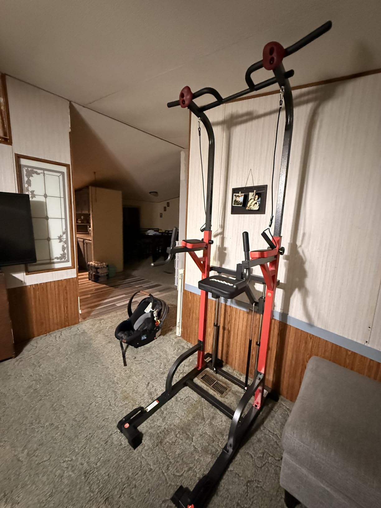 Pooboo Power Tower Dip Station Pull Up Bar for Fitness Home Gym Workout,450 Pounds Multi-Function Adjustable Height Fitness Strength Training Exercise Equipment,with Power Elastic Ropes customer photo 1