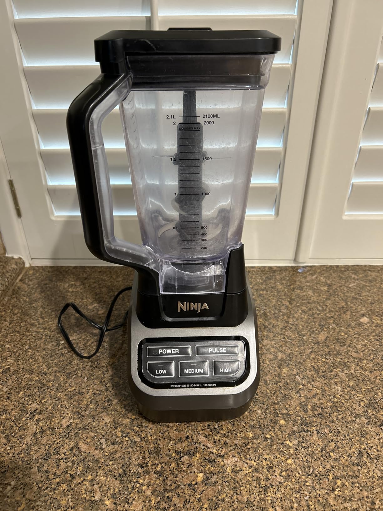Ninja UltraCrush Professional Blender BP201 (2026) | 1000W Power, XL 72-oz. Pitcher | Total Crushing Technology | 3 Manual Speeds | Black customer photo 1