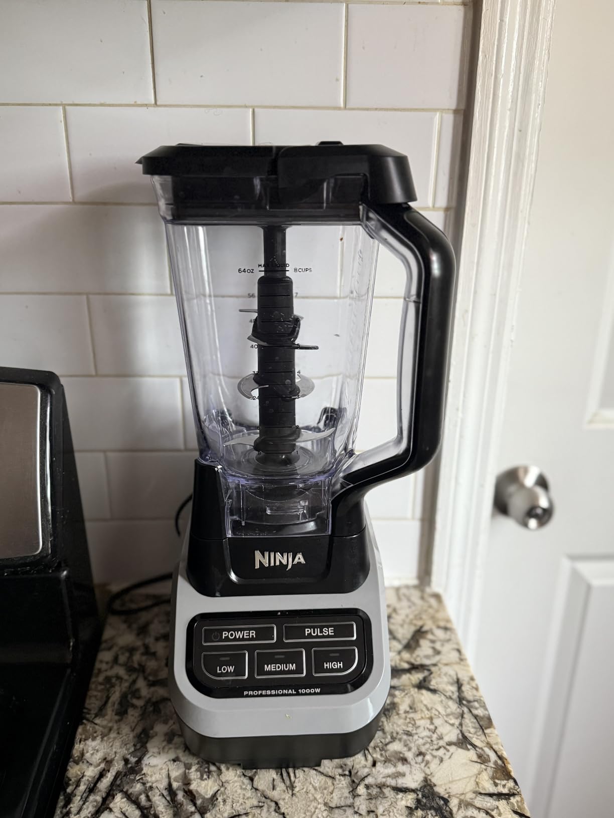 Ninja UltraCrush Professional Blender BP201 (2026) | 1000W Power, XL 72-oz. Pitcher | Total Crushing Technology | 3 Manual Speeds | Black customer photo 2