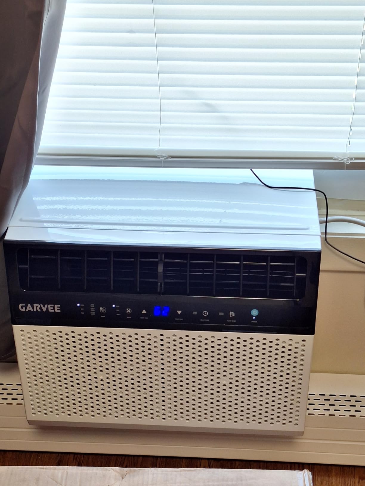 Garvee 8000 BTU u-Shaped Window Air Conditioner, Cools 350 Sq ft, Ultra Quiet with Open Window Flexibility, Remote Control, Ideal for Bedroom & Living Room customer photo 1