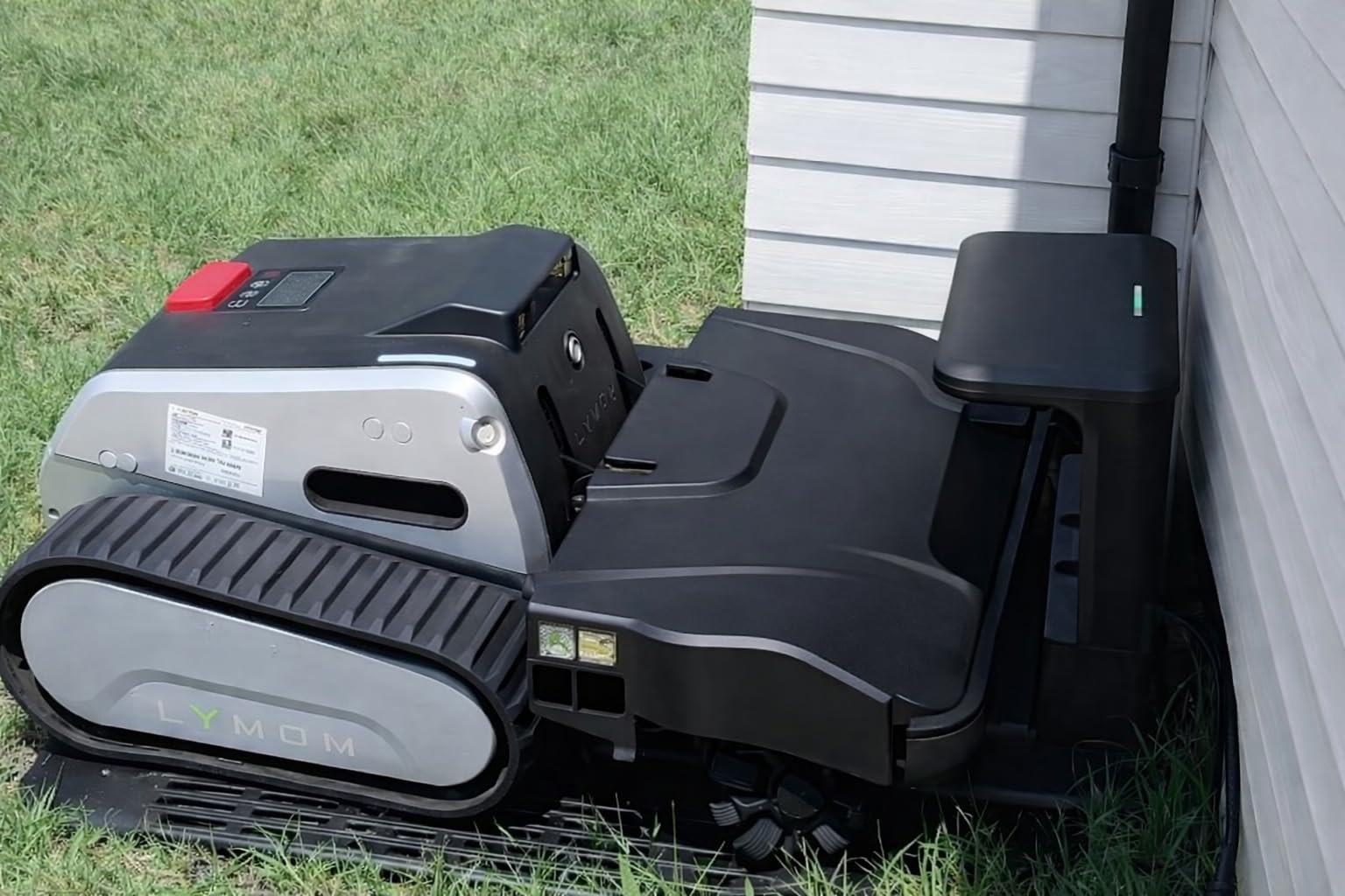 Lymow One Plus Robot Lawn Mower, Wire-Free RTK+Vision Navigation, 1.73 Acres Daily Coverage, 100% Slope (45°) Climbing, 1.2