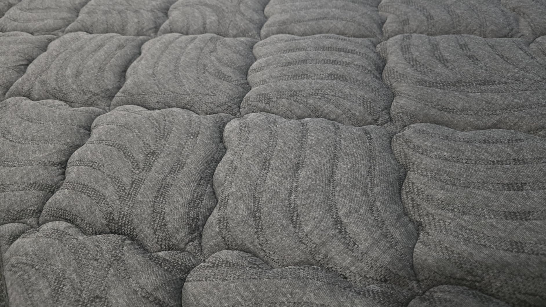 Queen Mattress, 12 Inch Hybrid Queen Size Mattress with Pocketed Springs and Comfort Foam, Pillow Top Mattress in a Box, Motion Isolation, Pressure Relief, Medium Firm Feel, CertiPUR-US customer photo 1